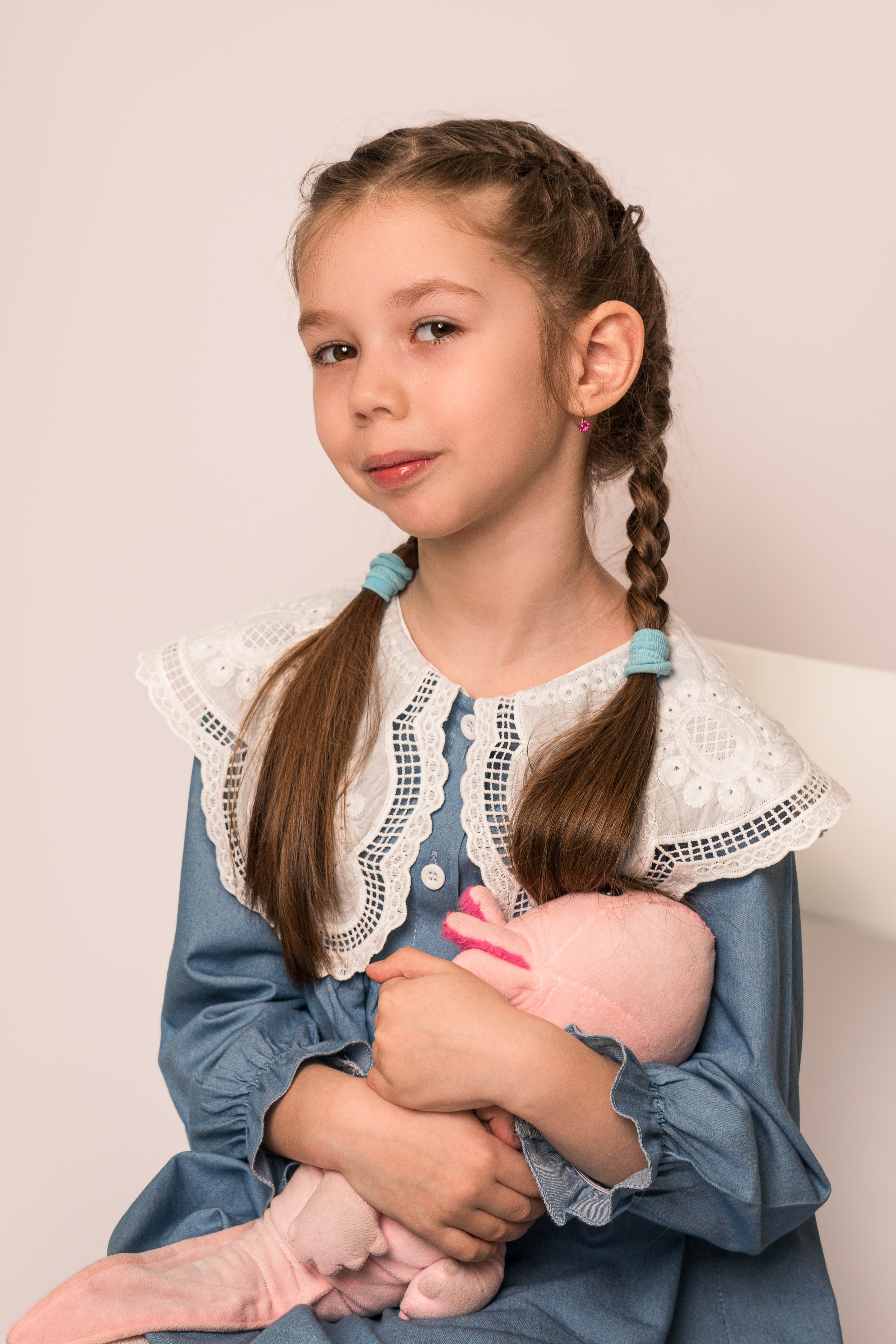 Детский сад, портреты белый фон. Фотограф Шунова Саша