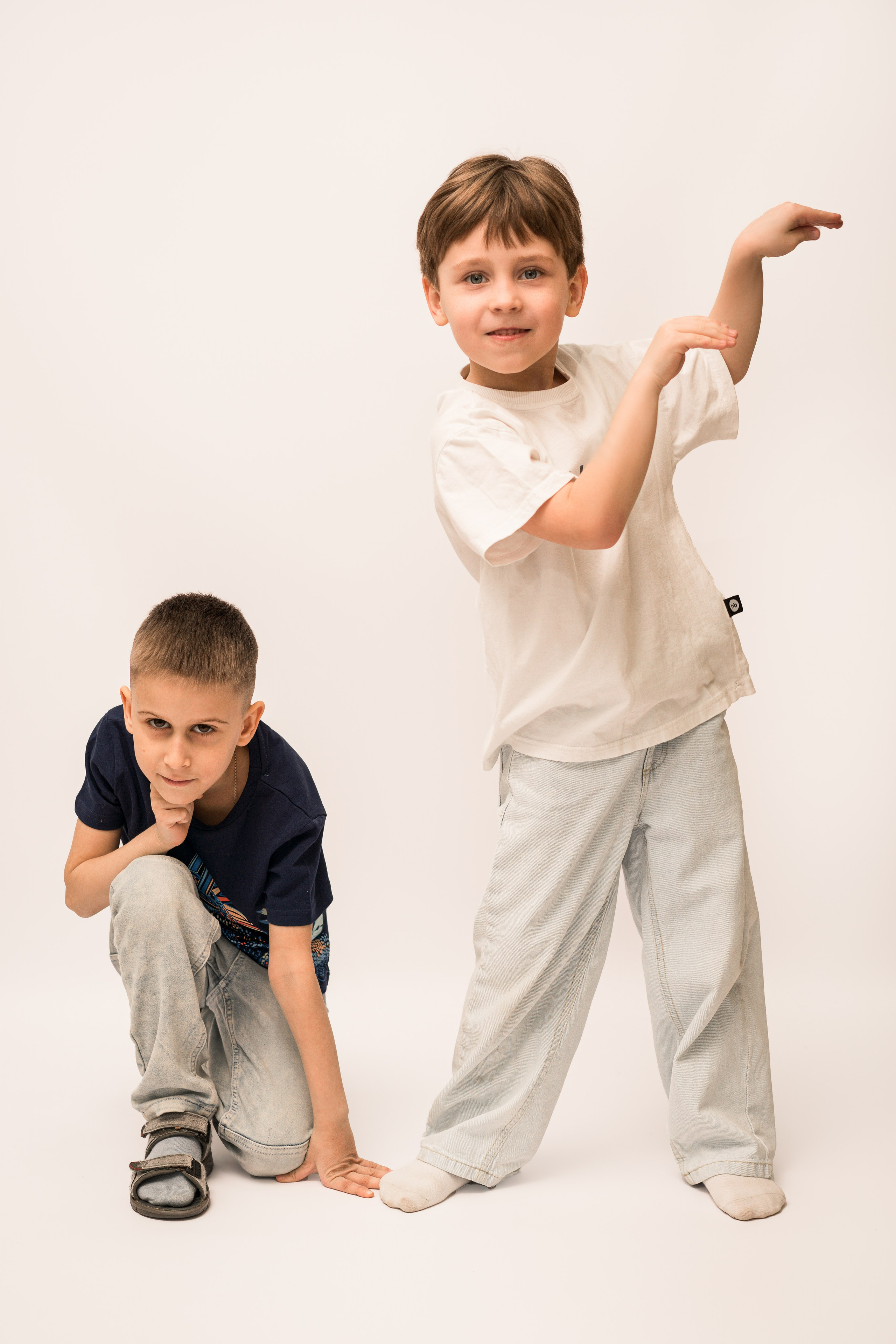 Детский сад, портреты белый фон. Фотограф Шунова Саша