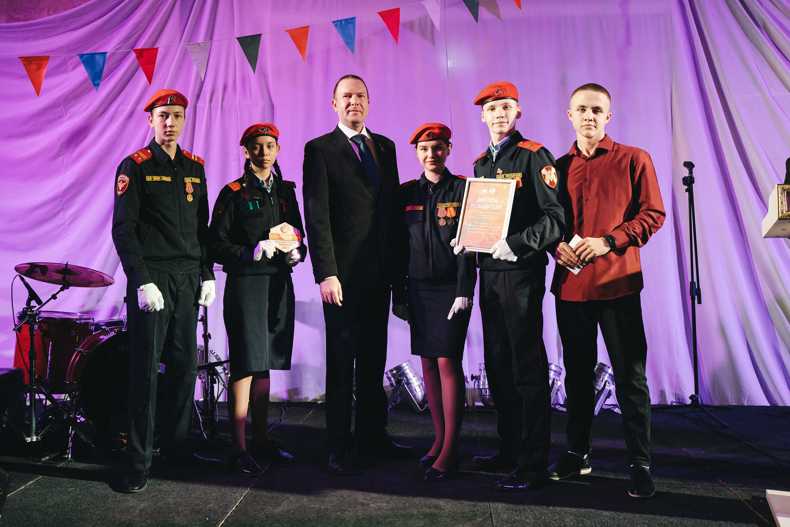 НОВОГОДНЯЯ ВСТРЕЧА ДОБРОВОЛЬЦЕВ | МАУ «ДК шахтеров» | 2022