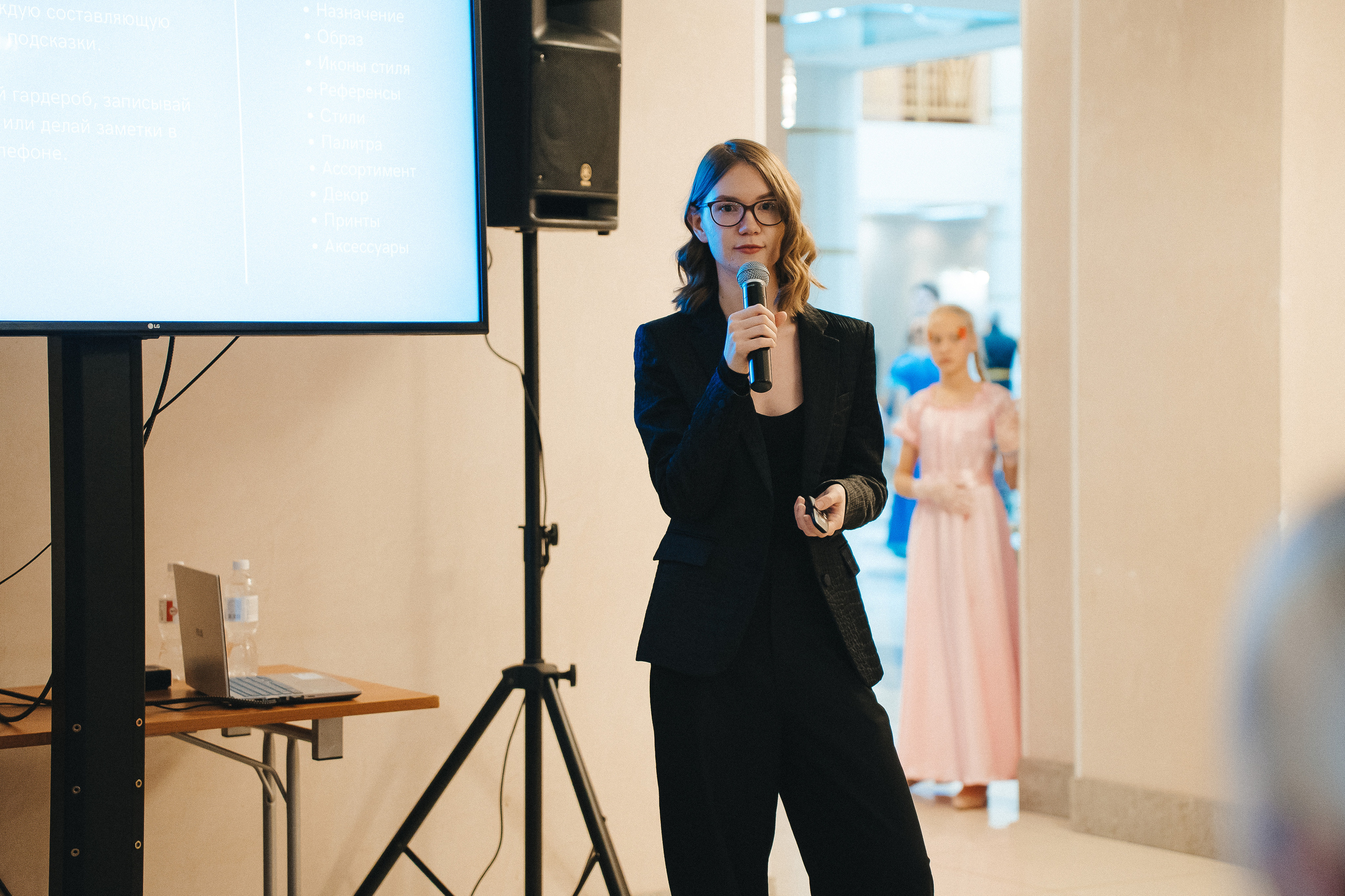 Инклюзивный показ бальной моды «Вальс цветов» | Филармония | 2022