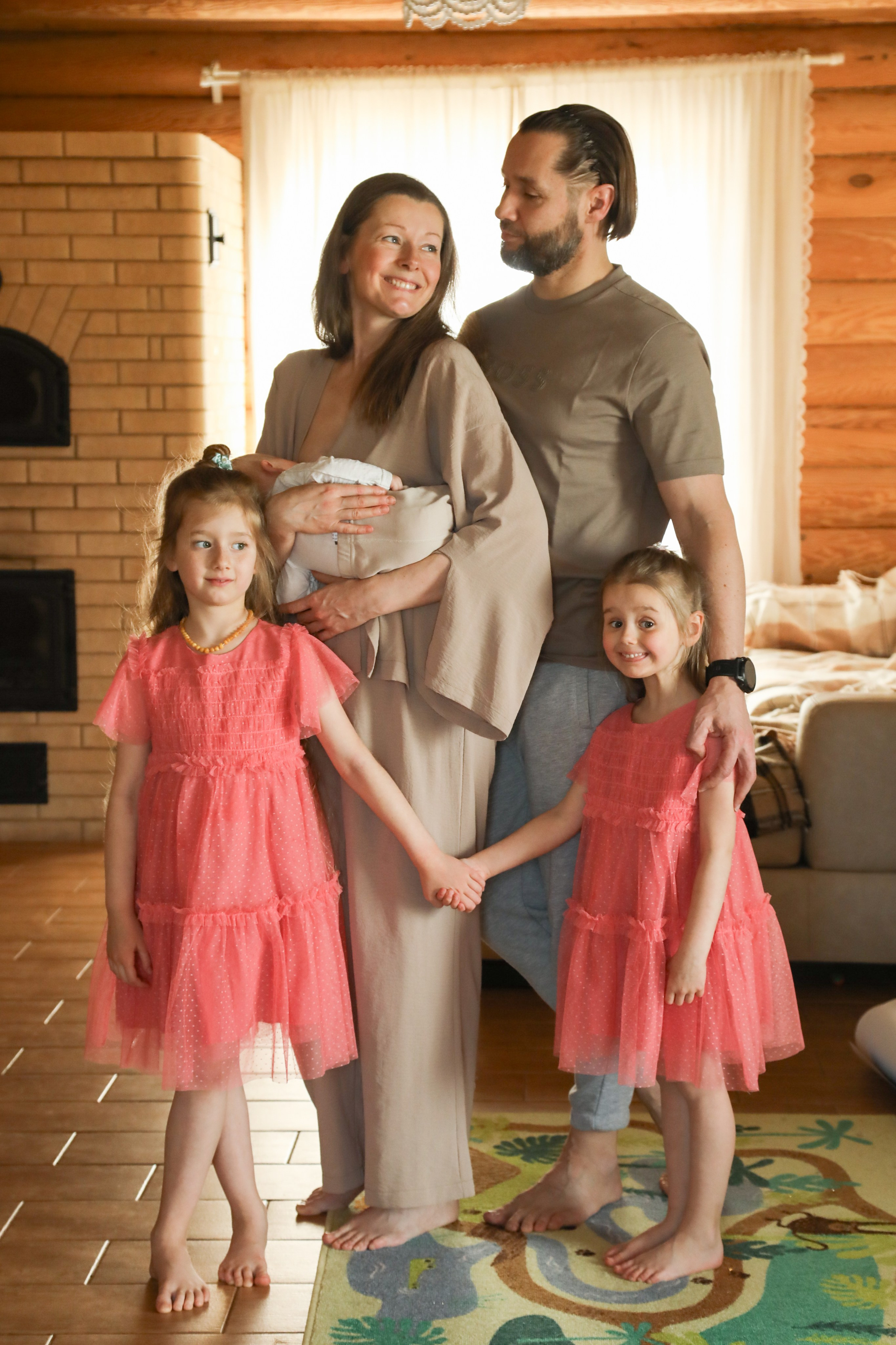 Виктория и Константин с дочками и сыном. Семейный и детский фотограф в Санкт-Петербург. Natalia Fadel