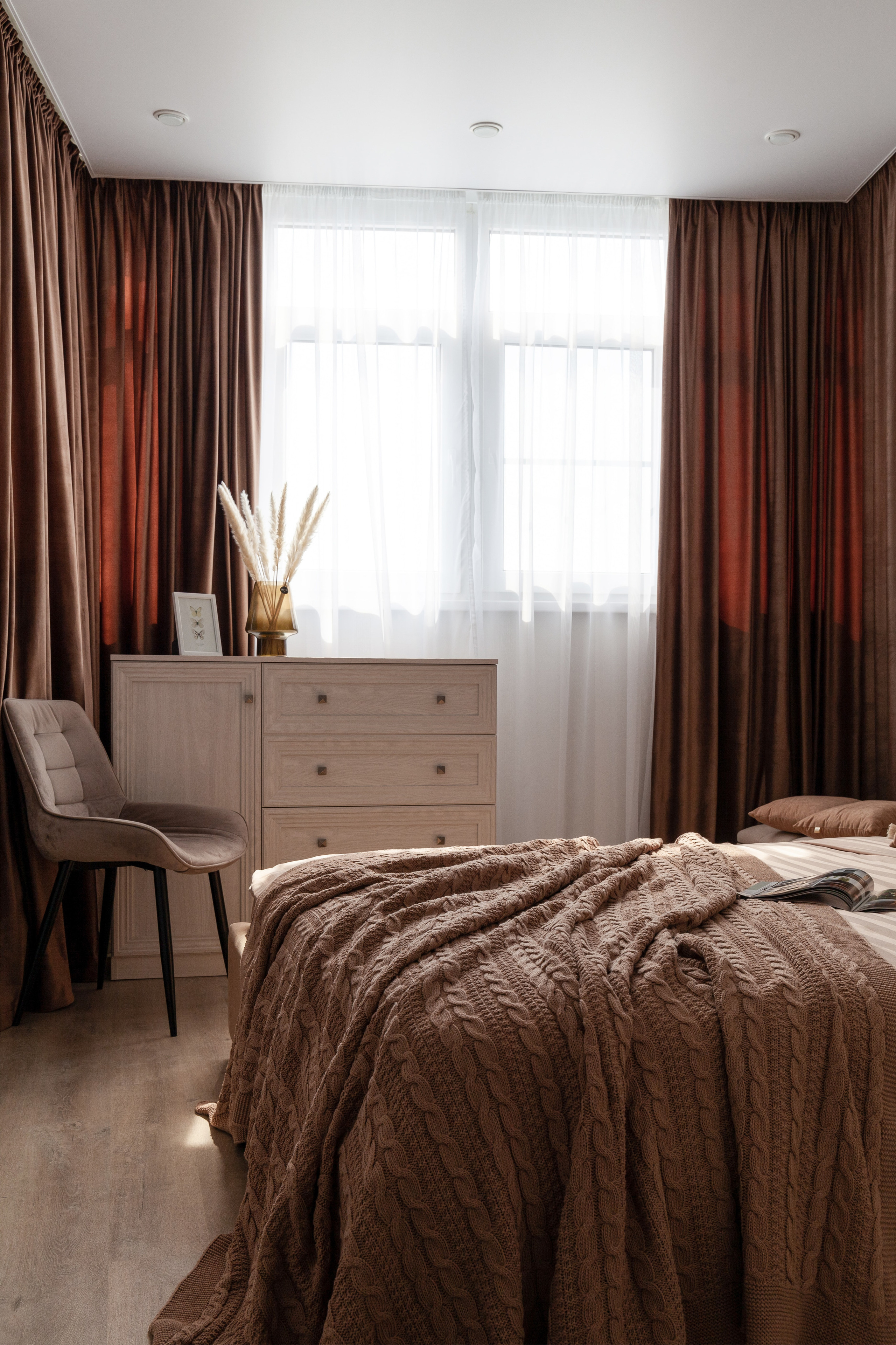 Интерьерная фотосъемка двухкомнатной квартиры в ЖК «Огни Сочи». Интерьерный фотограф в Москве