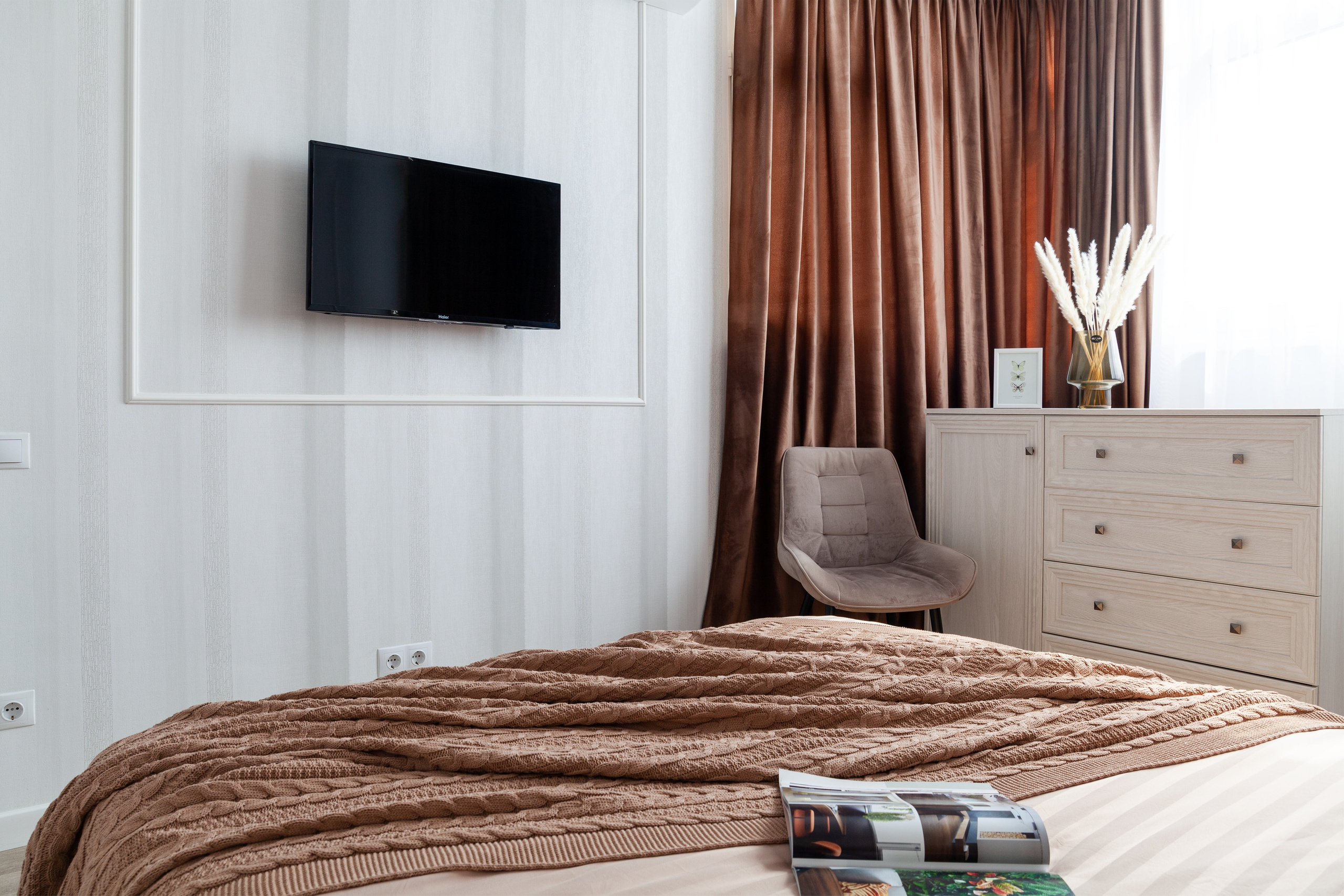 Интерьерная фотосъемка двухкомнатной квартиры в ЖК «Огни Сочи». Интерьерный фотограф в Москве