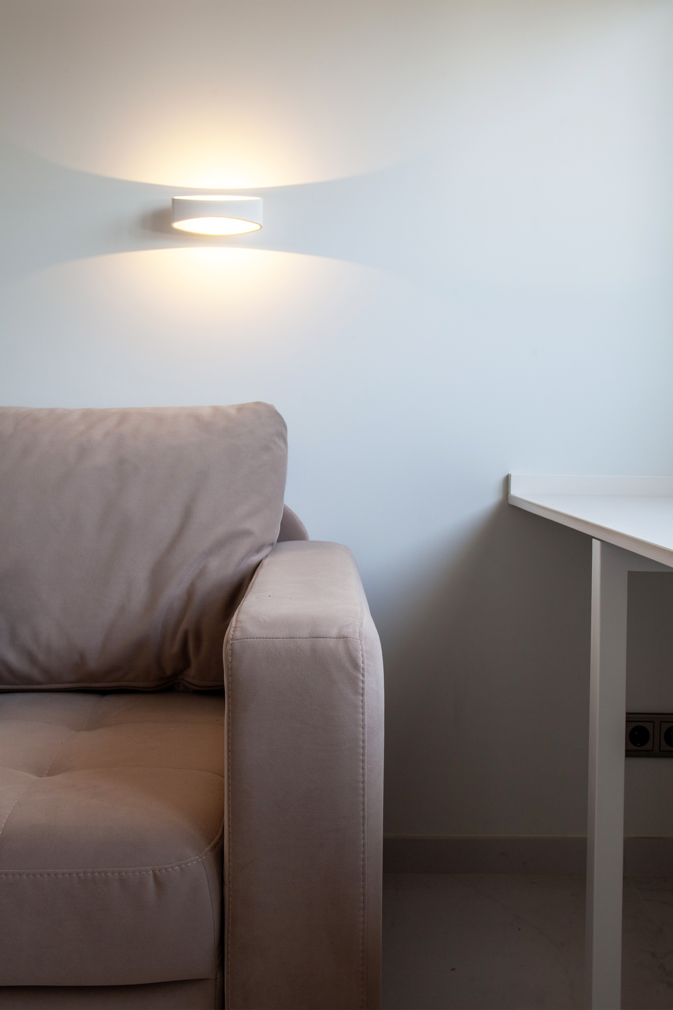 Интерьерная фотосъемка однокомнатной квартиры в Адлере. Интерьерный фотограф в Москве