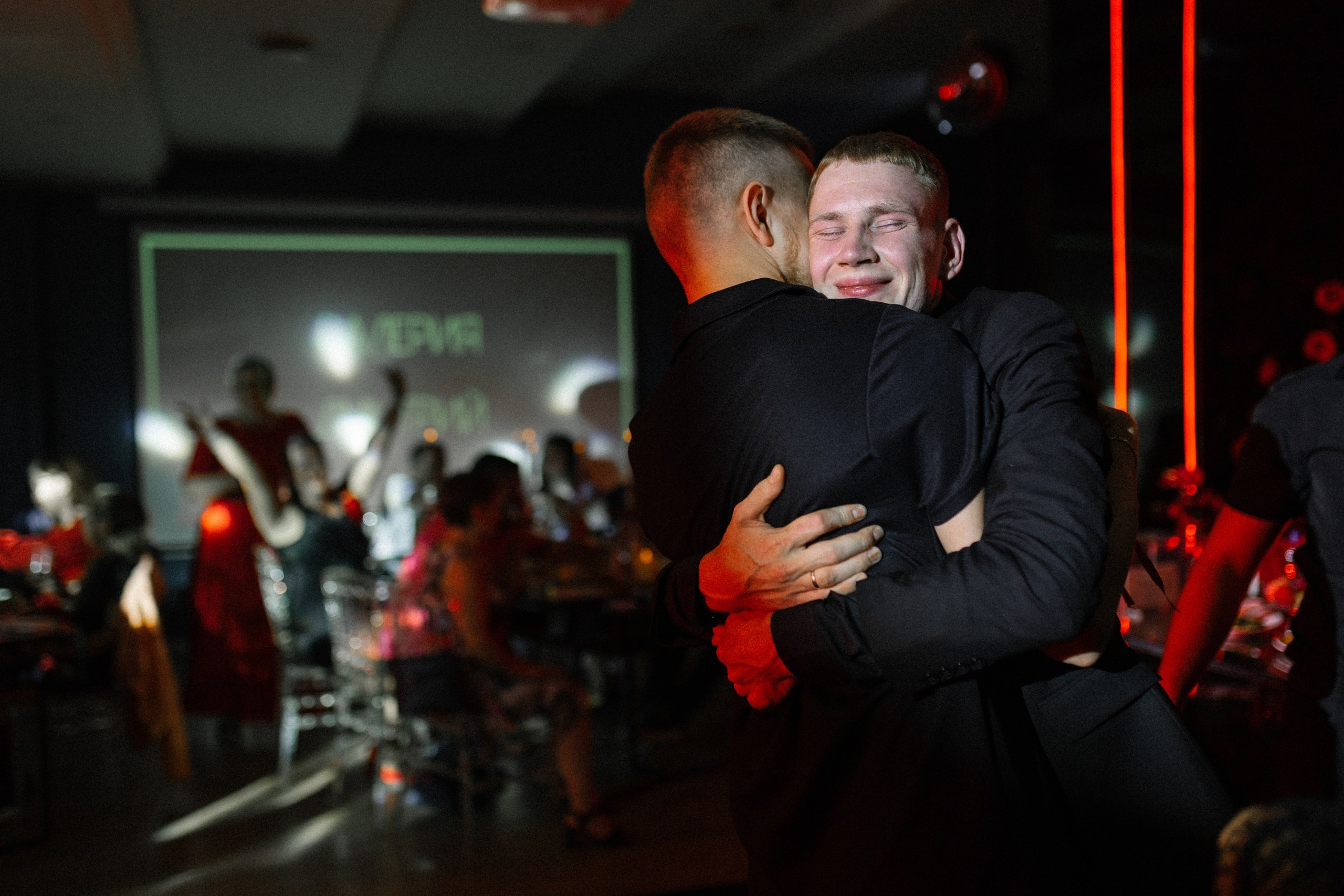 RED LOVE. Свадебный фотограф в Самаре Олеся Масливец