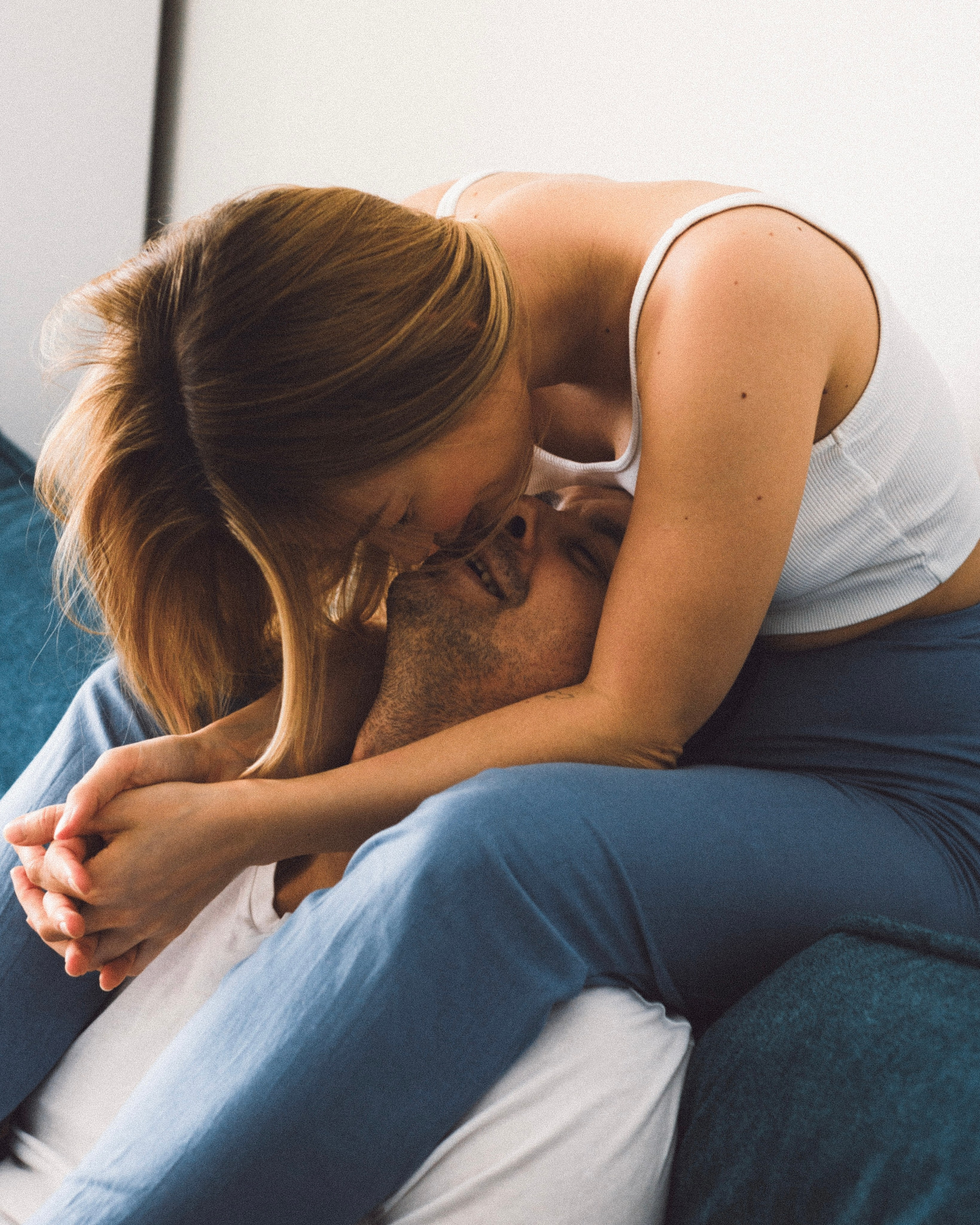 Лавстори дома. Женский и лавстори фотограф в Москве Елена Аксютко