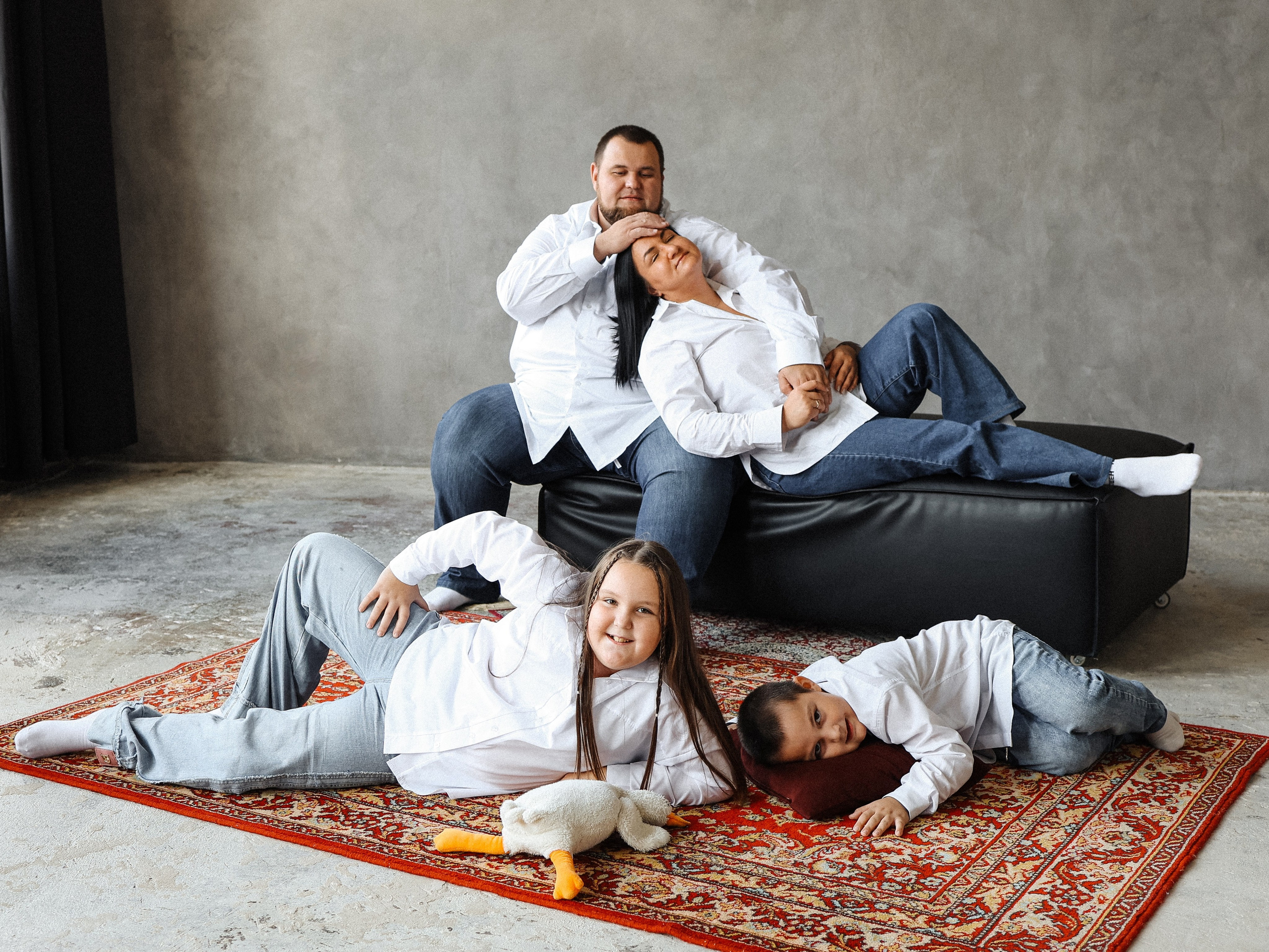 Полина Александр Мария и Иван- фотостудия Bliss- Луначарского 31. Семейный и детский фотограф в  г. Екатеринбурге Холодова Юлия