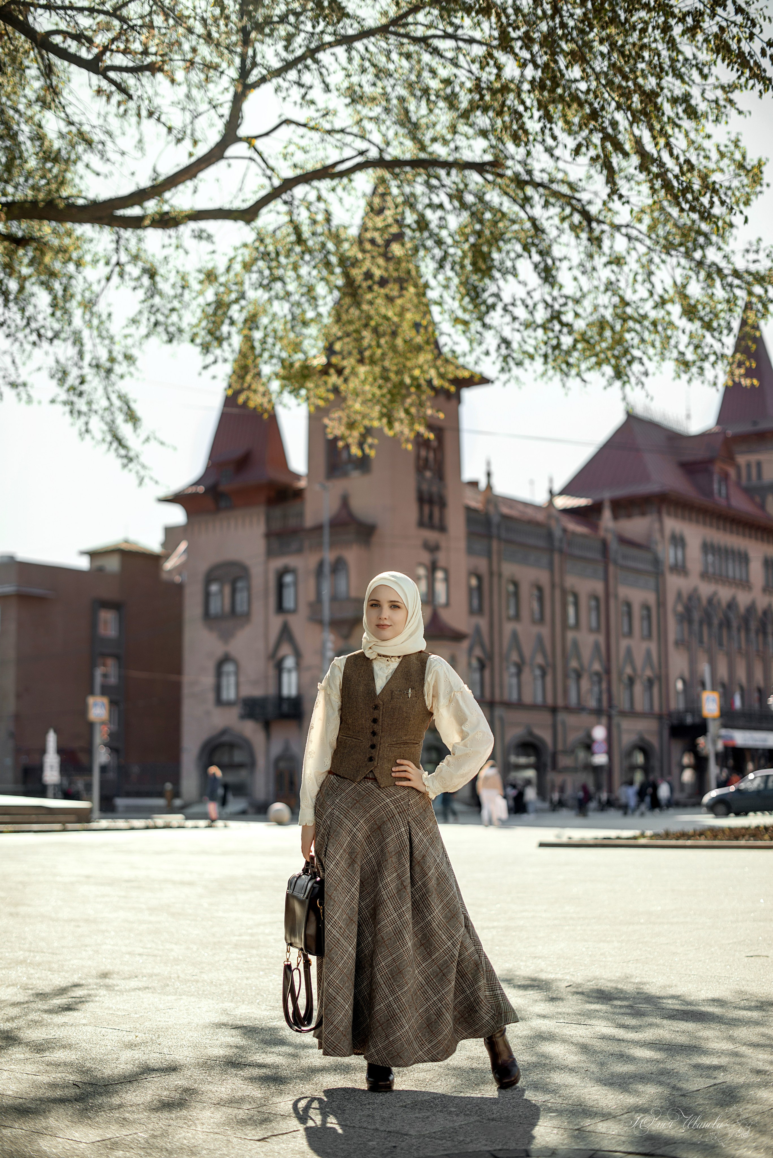 Прогулка по Саратову с Анастасией. Конный фотограф в Саратове Юлия Иванова
