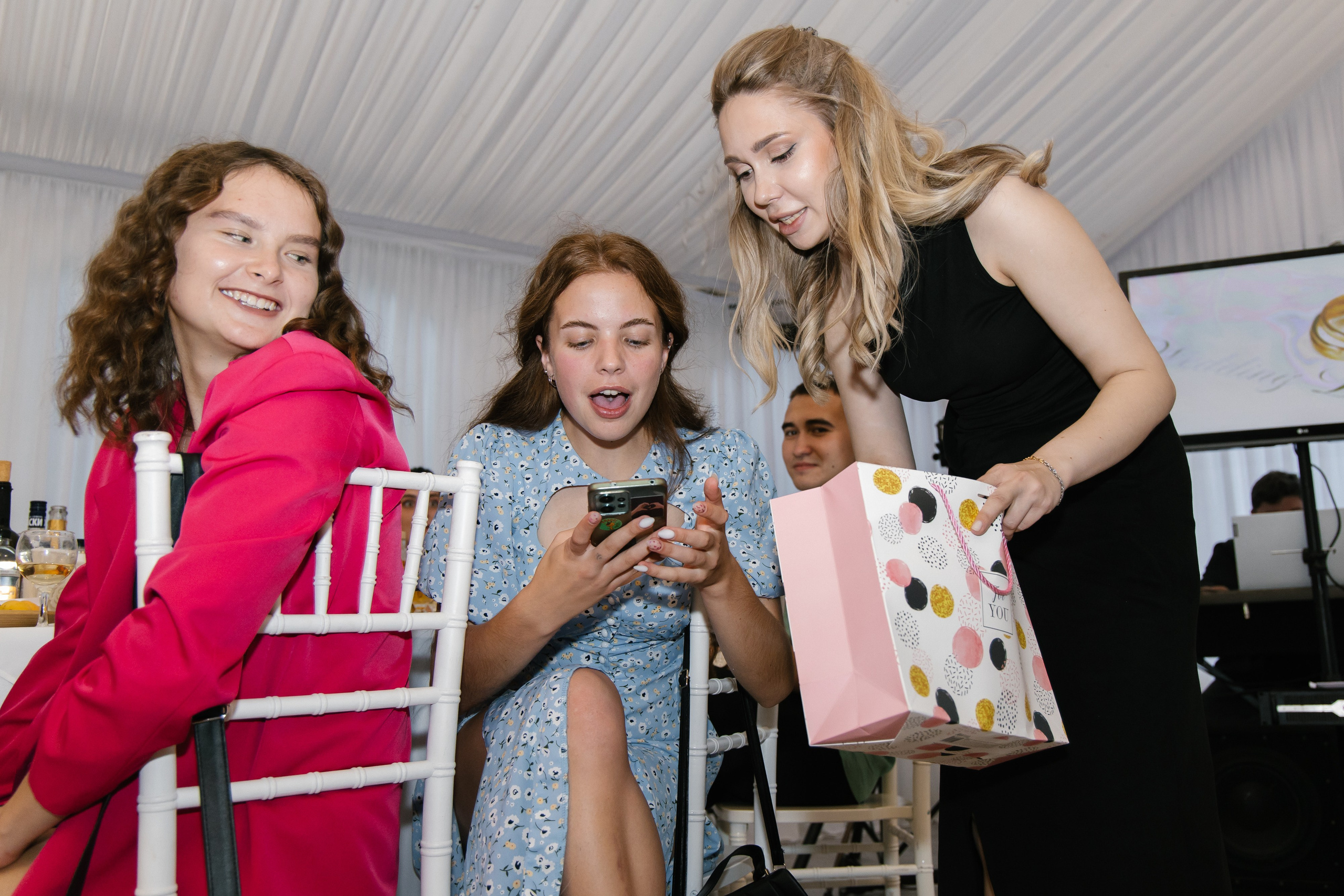 Ксения и Антон (полный день). Фотограф в Барнауле Юлия Садвокасова