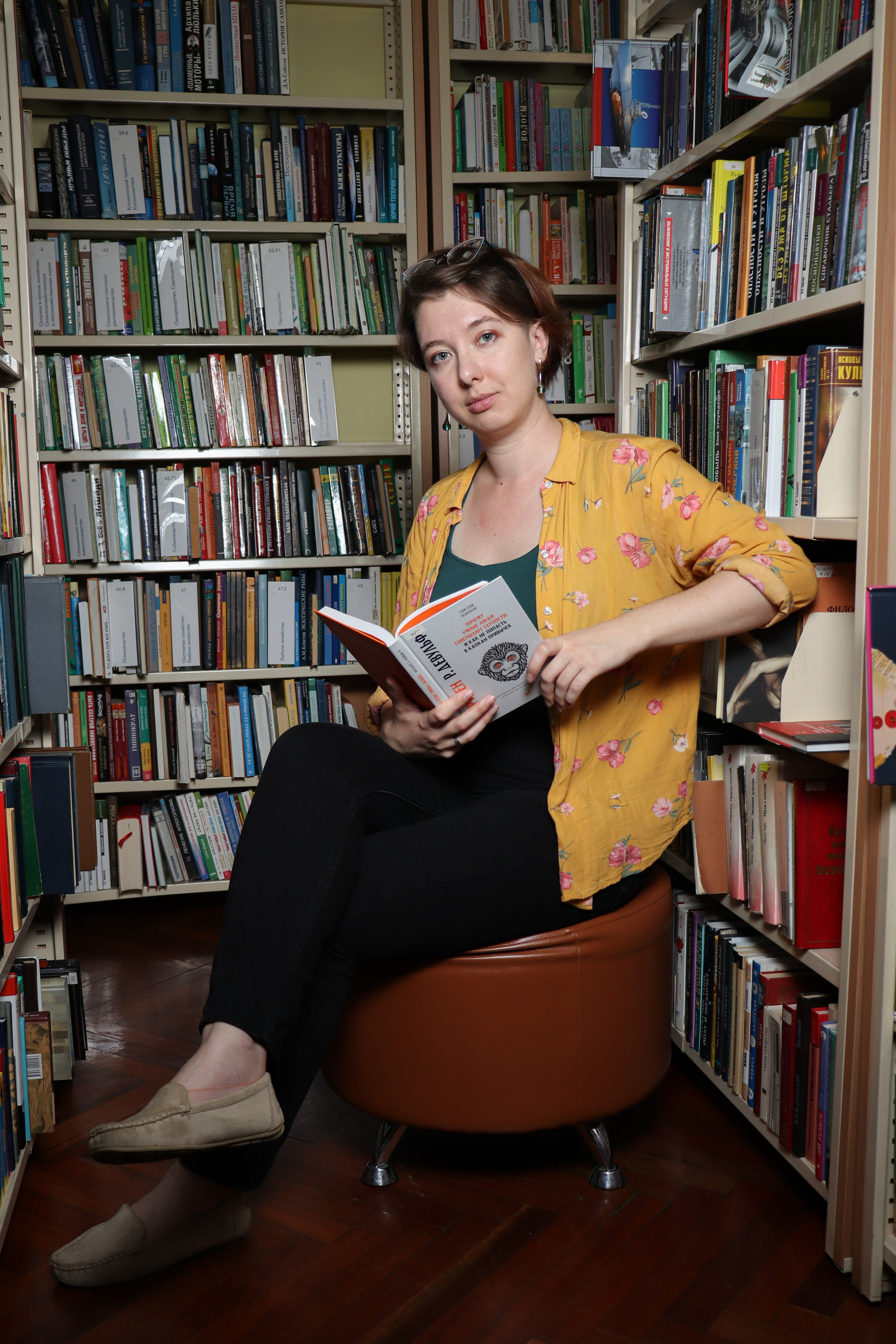 В библиотеке Лермонтова. Ивентный фотограф в Санкт-Петербурге Олег Комков