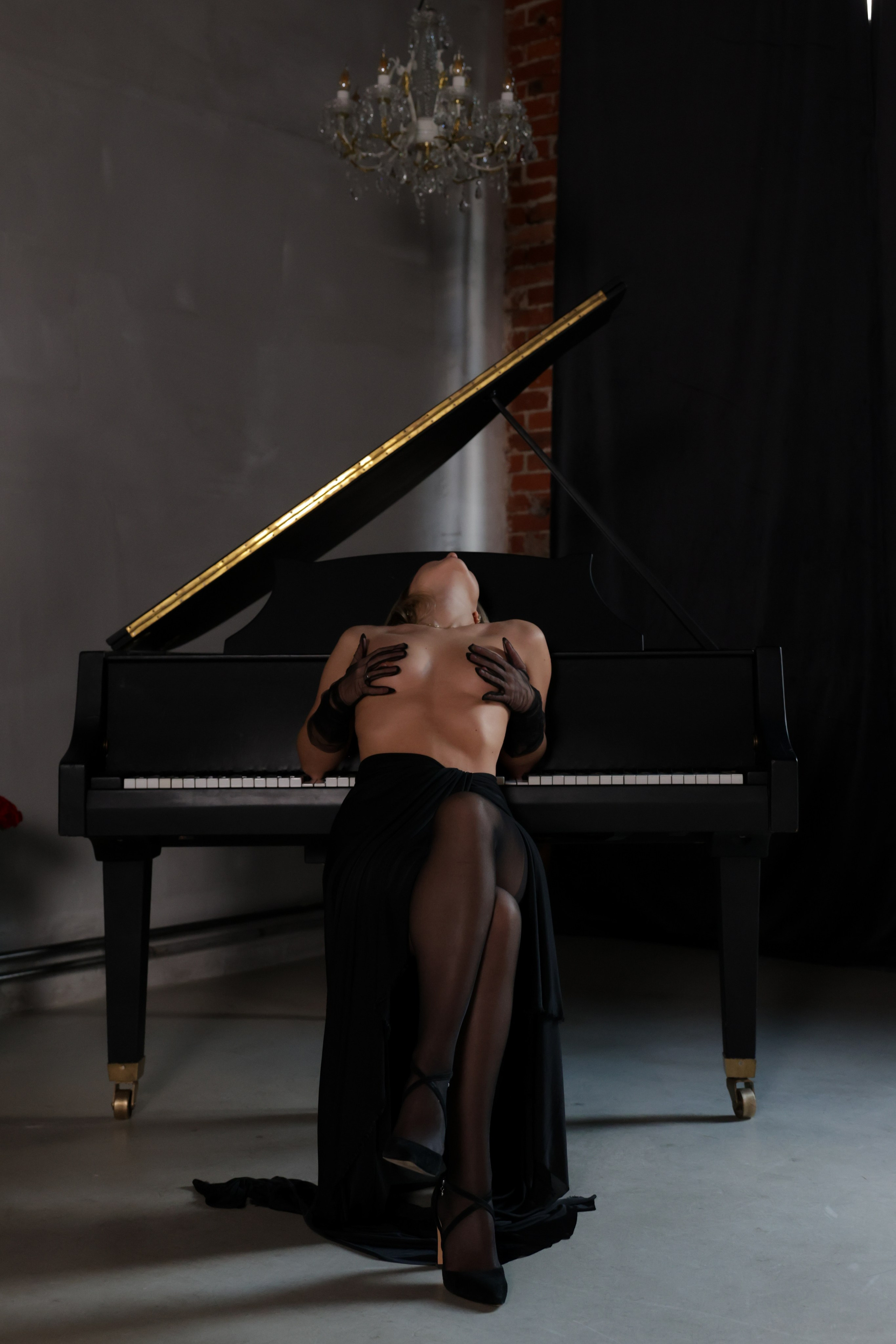 Женская фотография. Ню фотограф в Москве и Красногорске. Репортажной фотограф