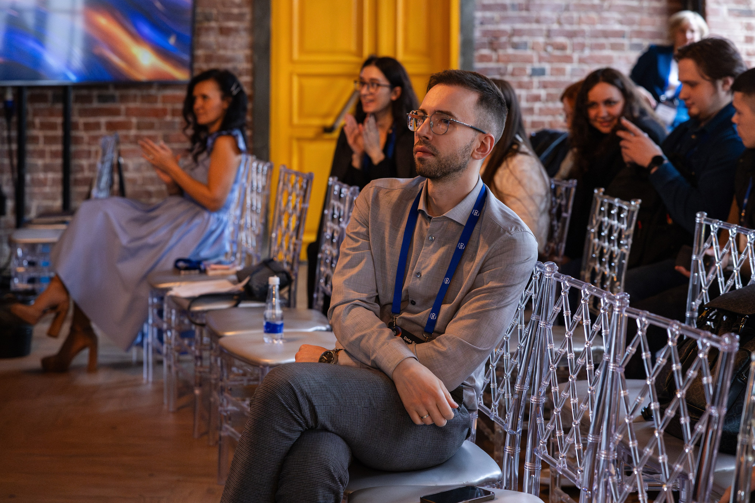 Data Summit 2025. Свадебный репортажный фотограф в Москве