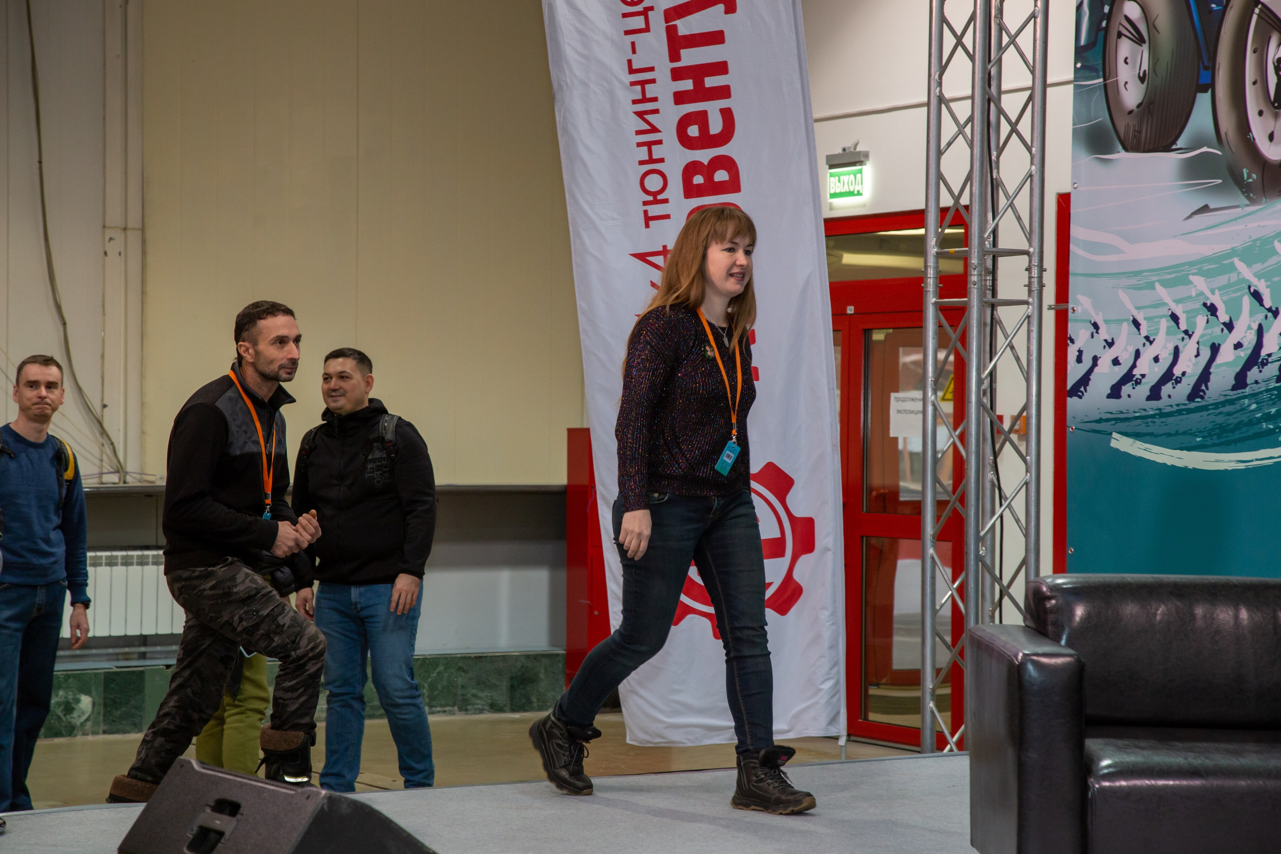 Фотопрогулка по выставке Поехали 2022. «Студия DRONAVT`s» — видеосъёмка и фотография г. Москва