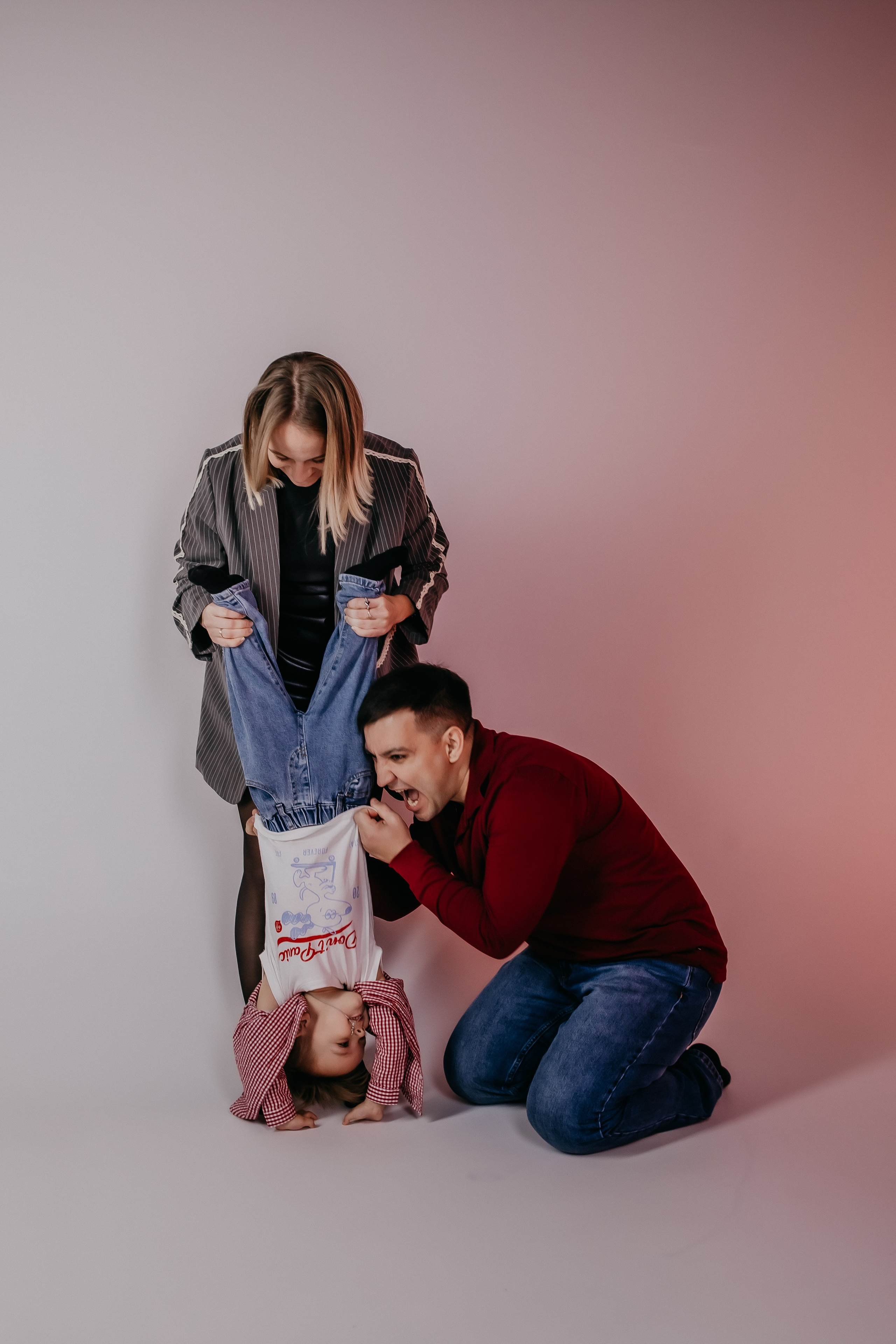 Валерия, Евгений и Макар. Фотограф Регина Крикунова г. Красноярск