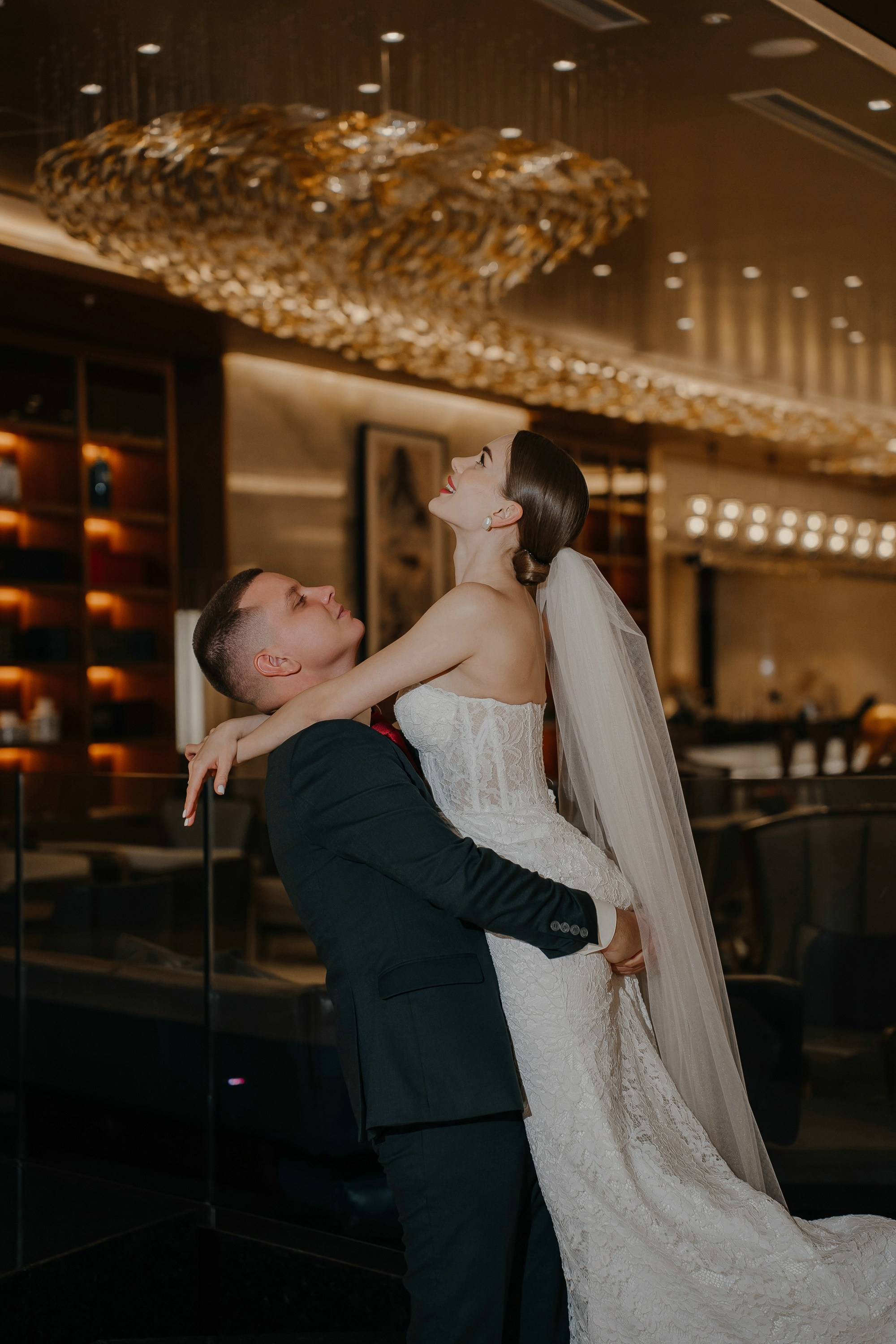 Свадебная фотосессия в Soluxe hotel Moscow. Свадебный и семейный фотограф в Москве Светлана Зоткина