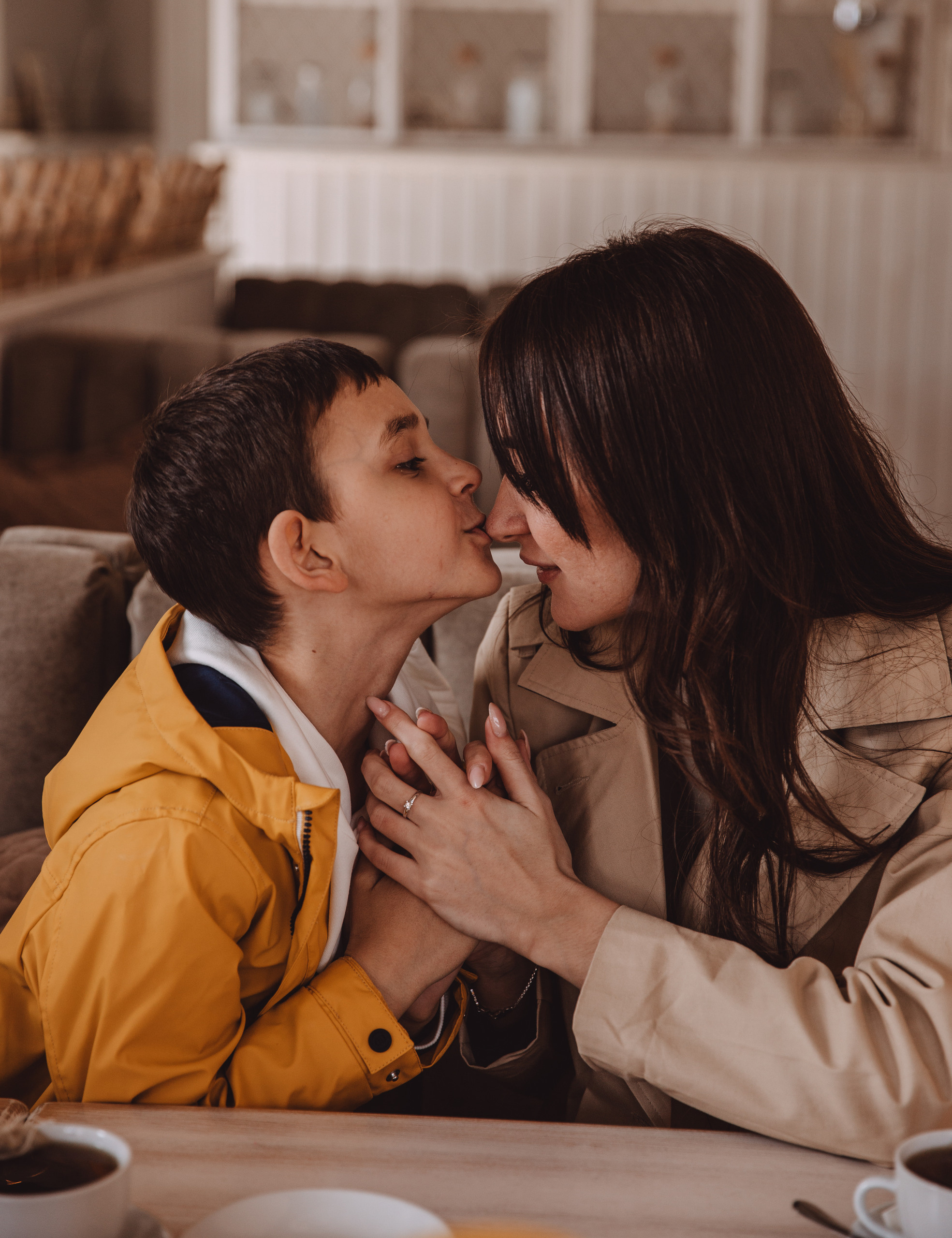 Уличная съемка с Олей и ее мальчиками. Фотограф в Краснодаре и Краснодарском крае