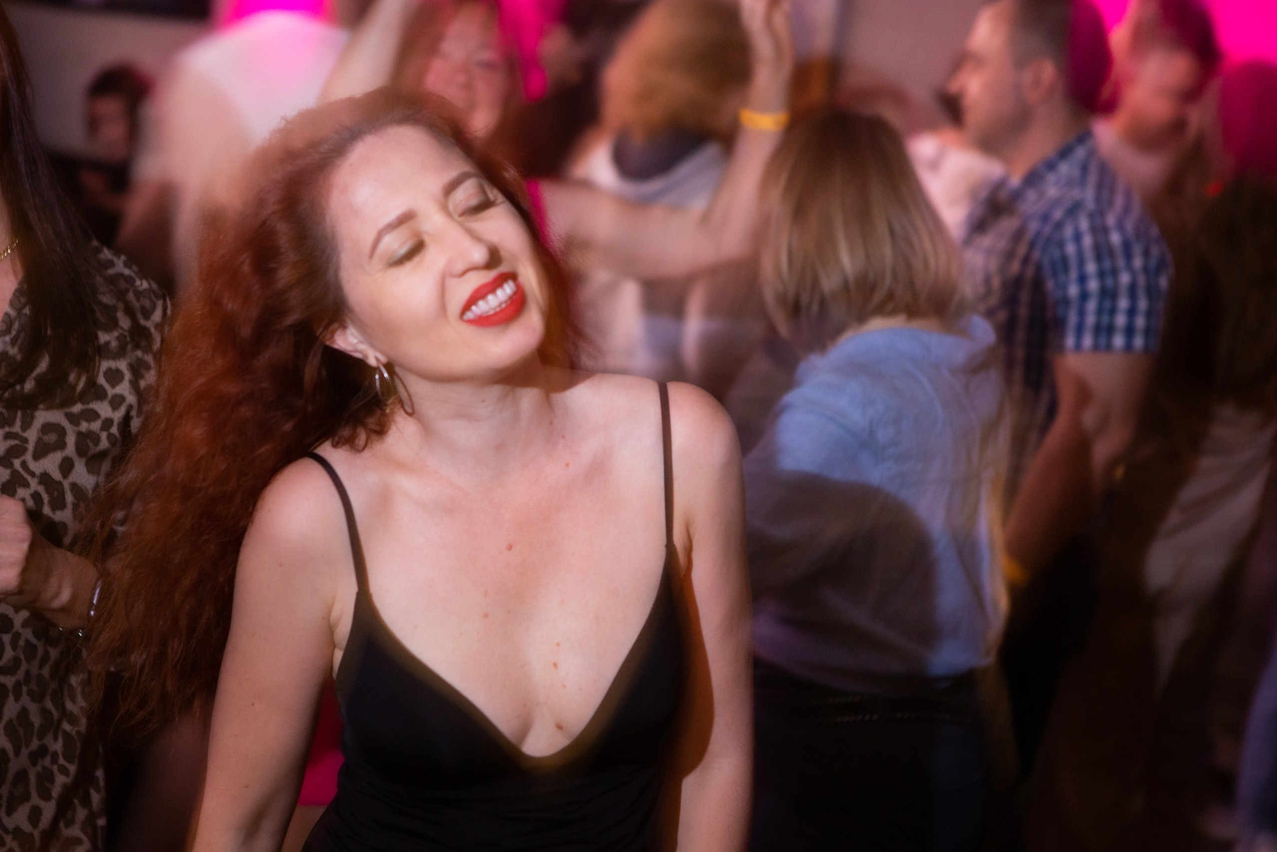 Лето, гуд бай! Клубная вечеринка | 25.08.23. Галерея Фантим