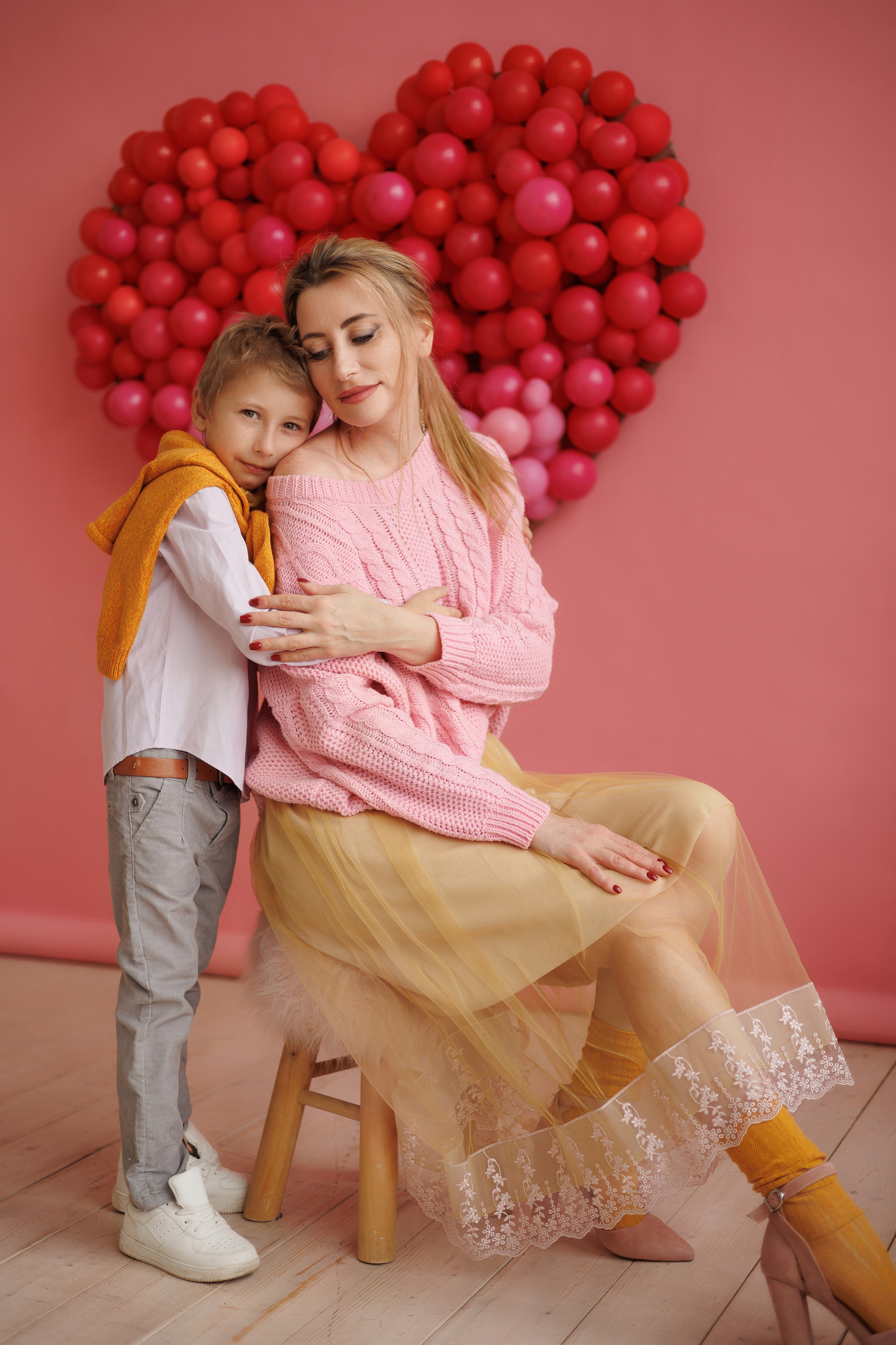 Марина с сыном. Фотограф женского портрета, беременности и материнства Харькова Елена