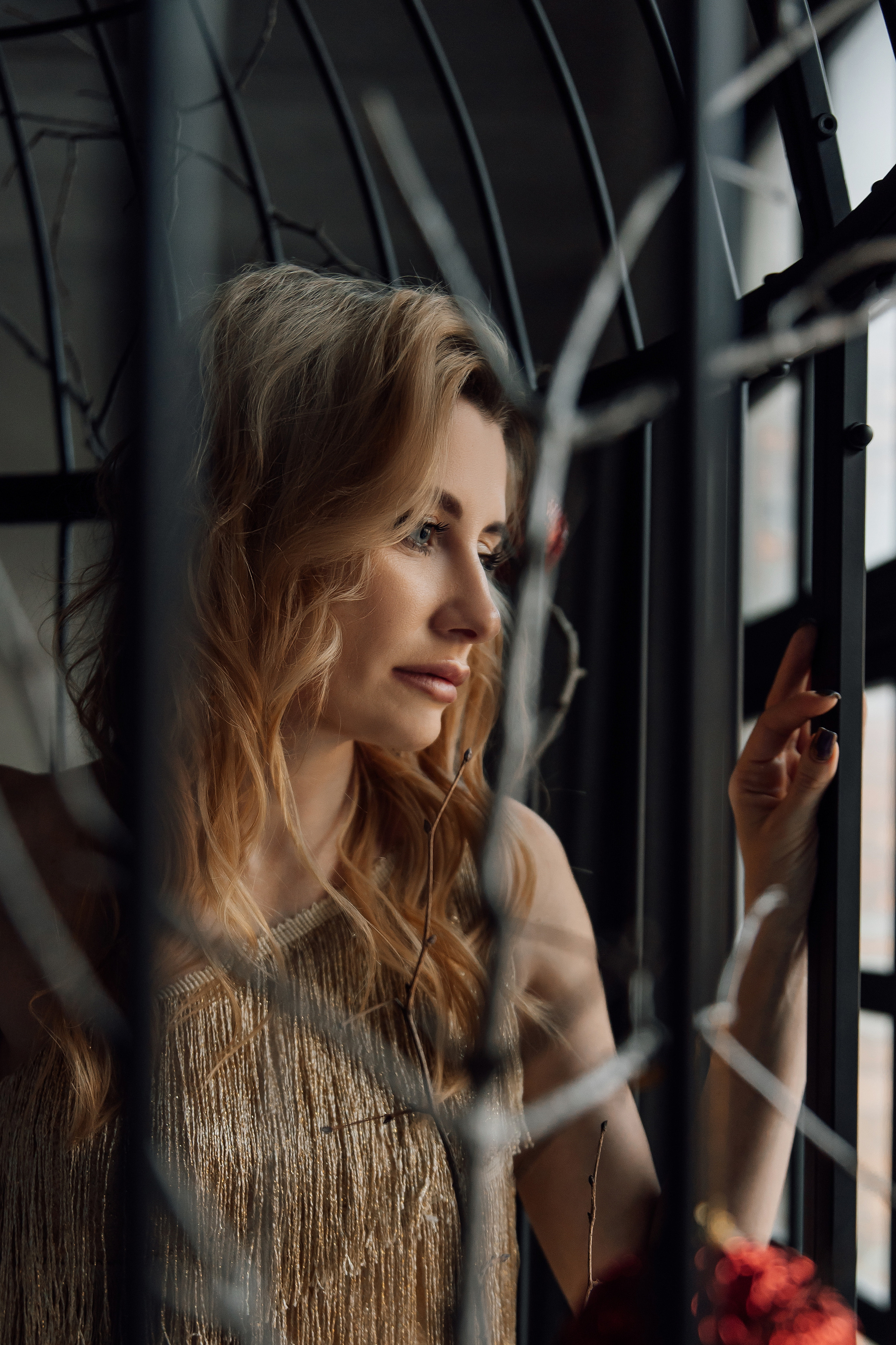 Марина в клетке. Фотограф женского портрета, беременности и материнства Харькова Елена