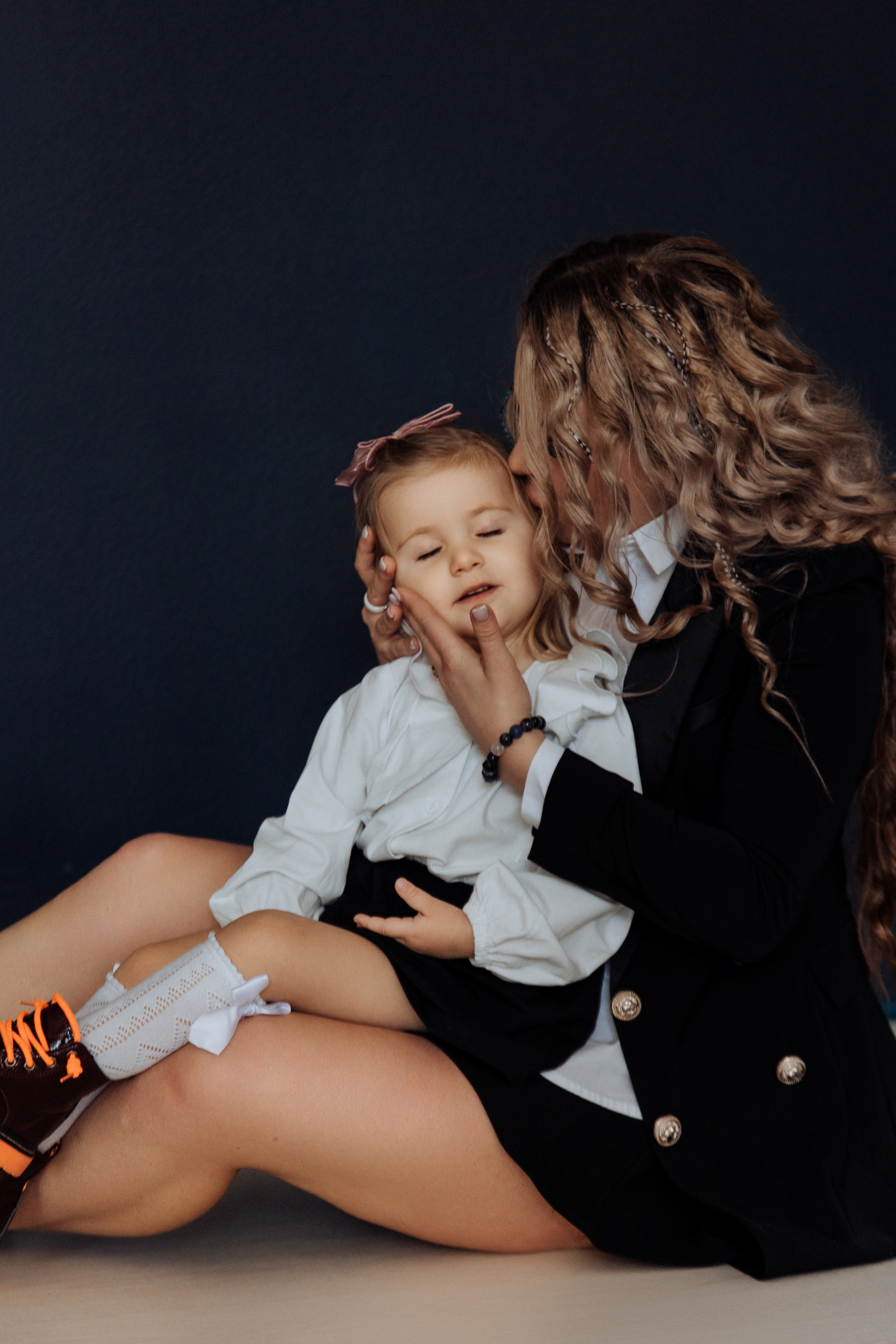 Катя с дочей. Фотограф женского портрета, беременности и материнства Харькова Елена