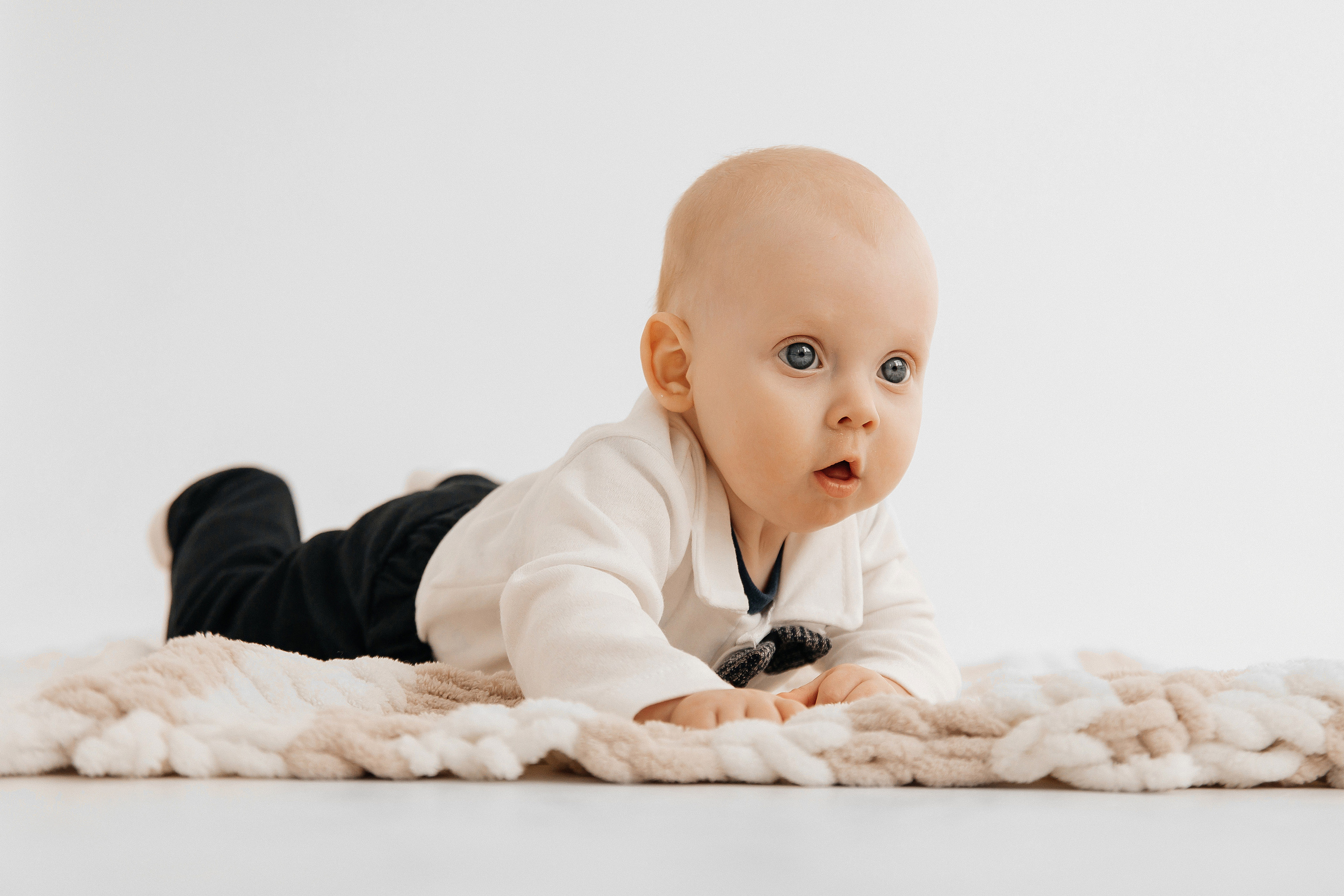 Съемка малышей до 1 года. Фотограф женского портрета, беременности и материнства Харькова Елена
