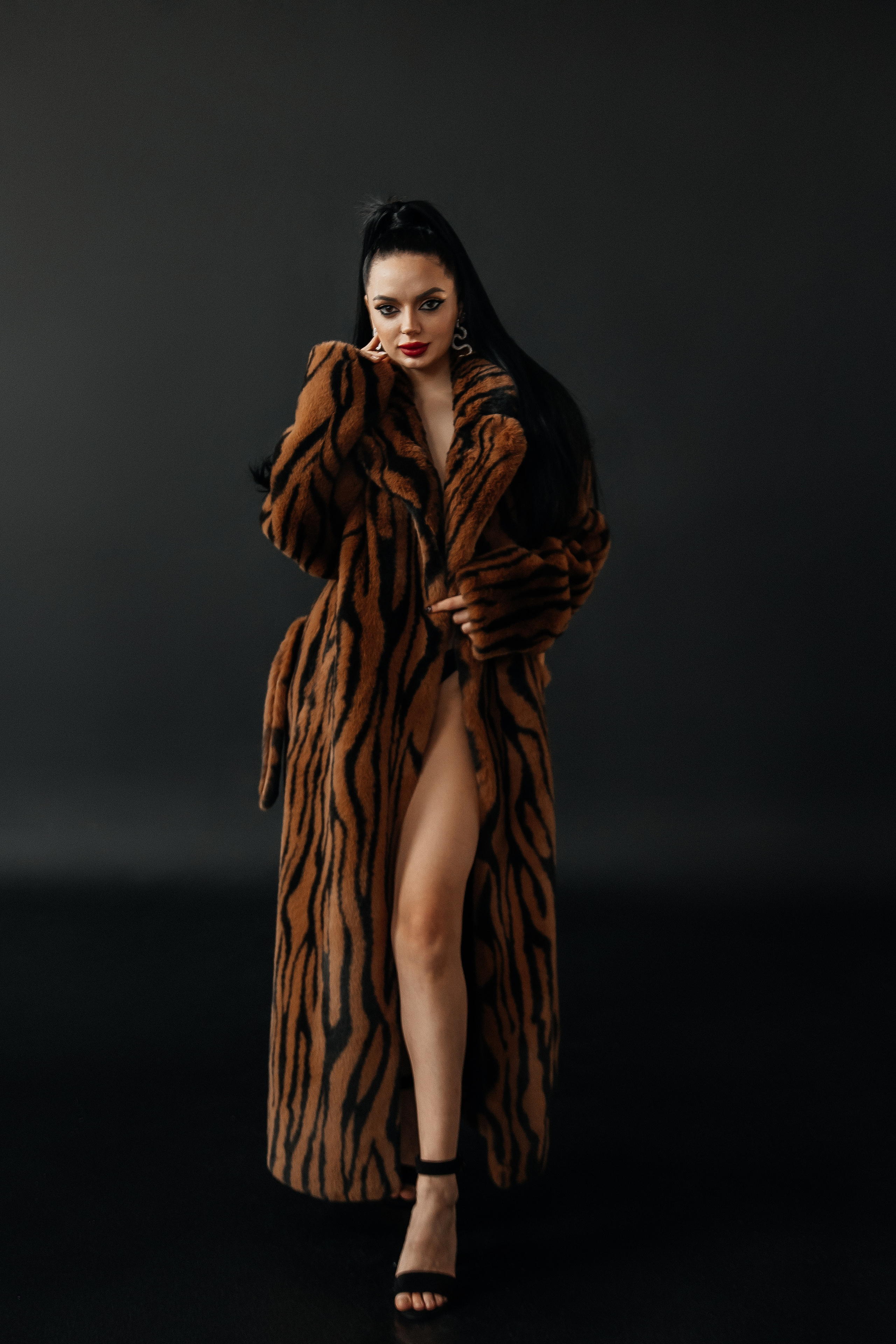 Vogue минимализм. Фотограф женского портрета, беременности и материнства Харькова Елена