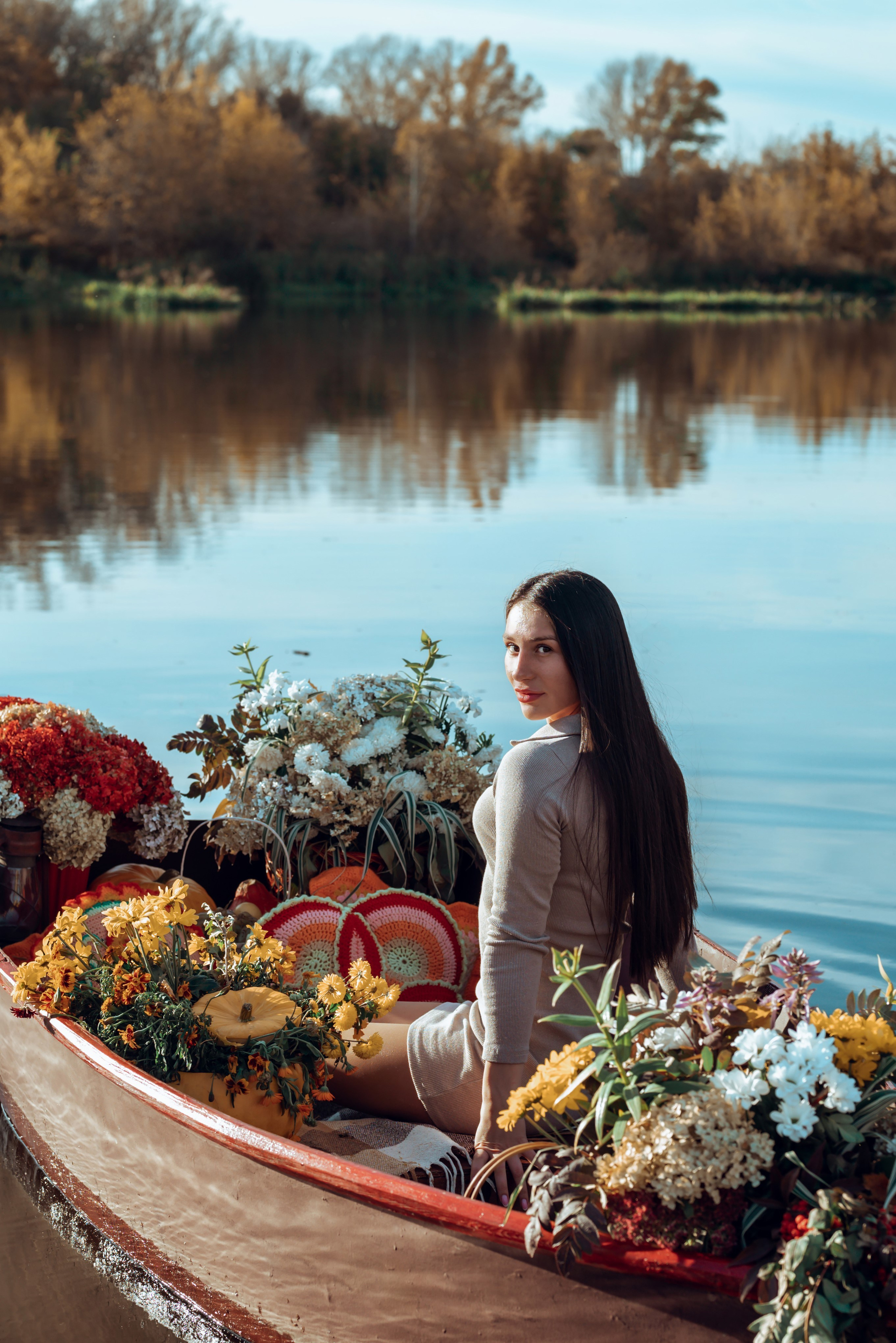 Фотопроект с осенней лодкой. Фотограф в городе Салават