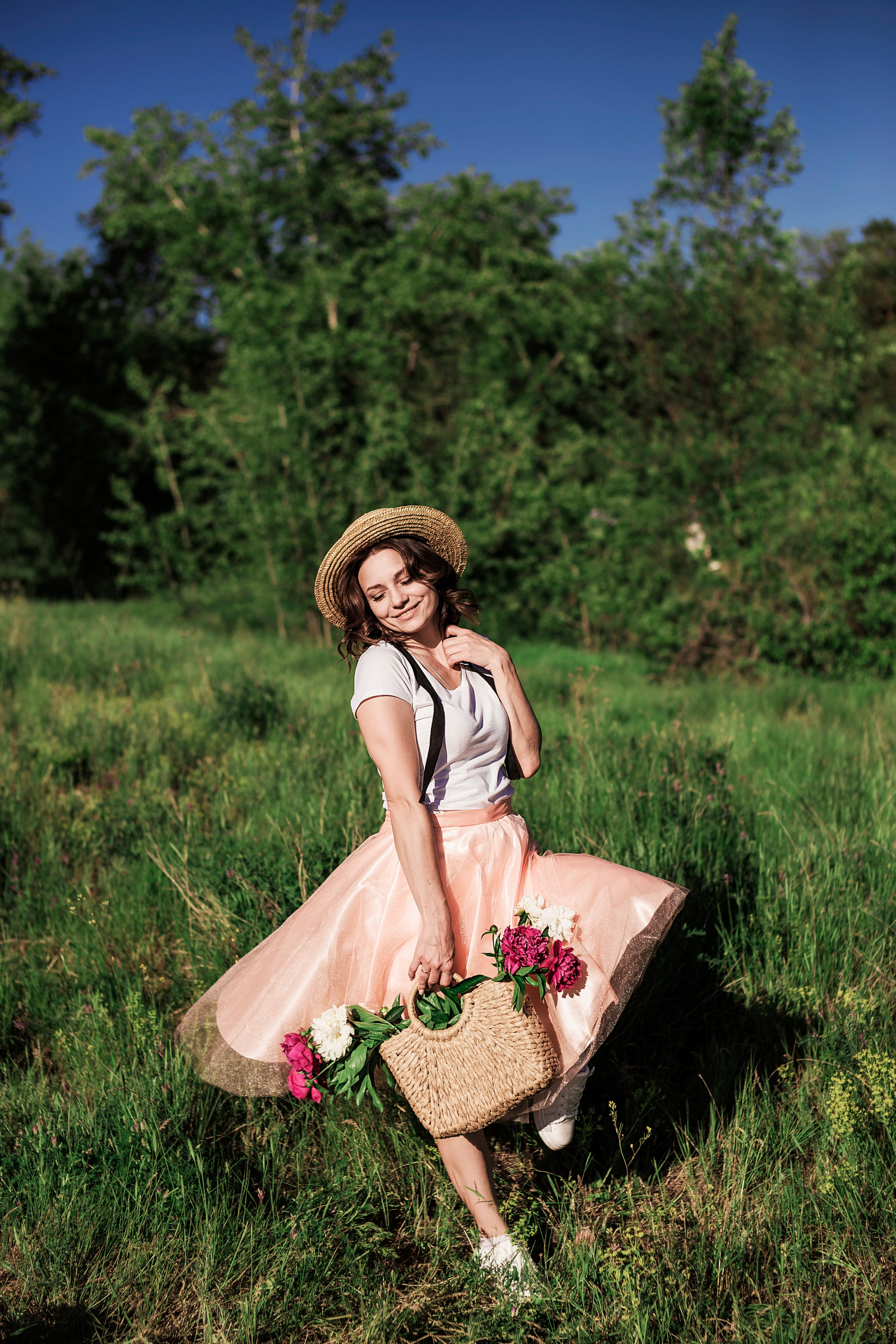 Фотосессия с пионами. Семейный фотограф в Саратове