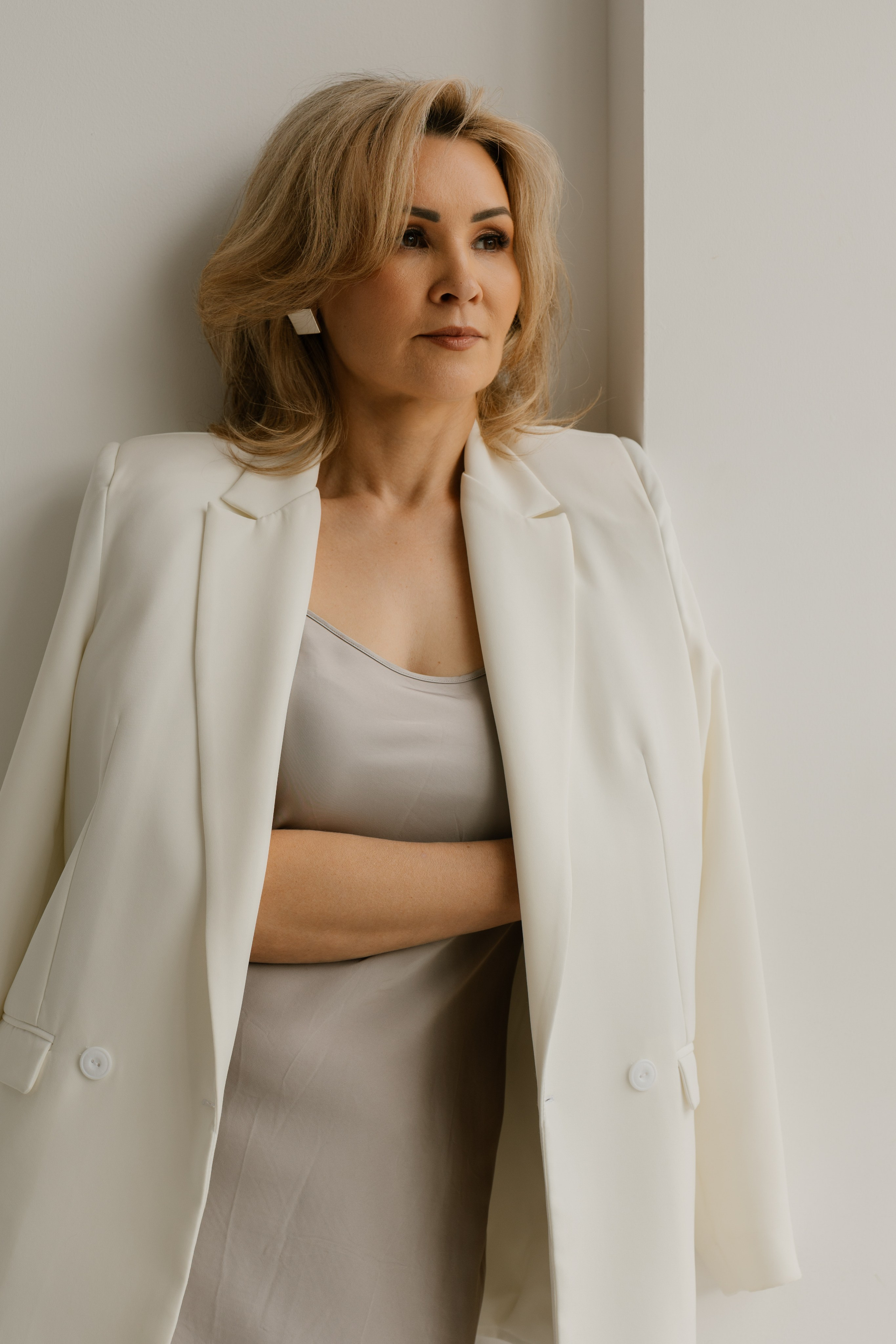 Вита Овчинникова. Фотограф в Новосибирске. Снимаю женские портреты, контент для блогеров и брендов