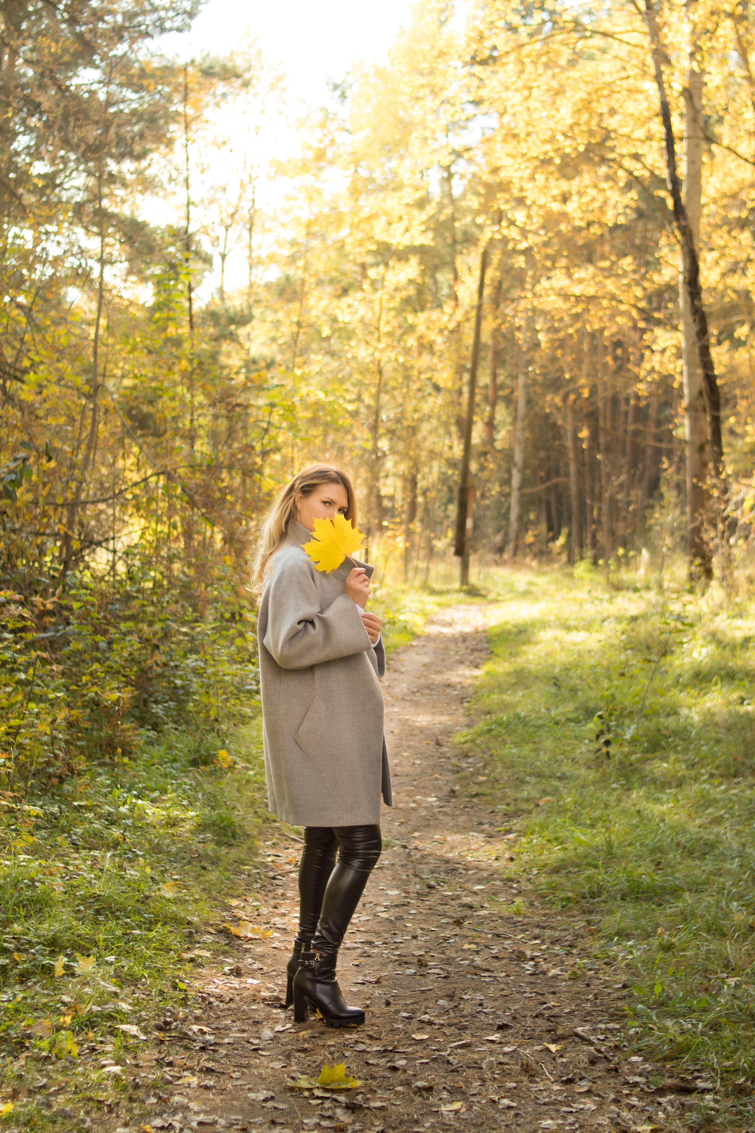 Любовь на стадионе Спартак октябрь 2021. Фотограф в Серпухове Наталья Руденко