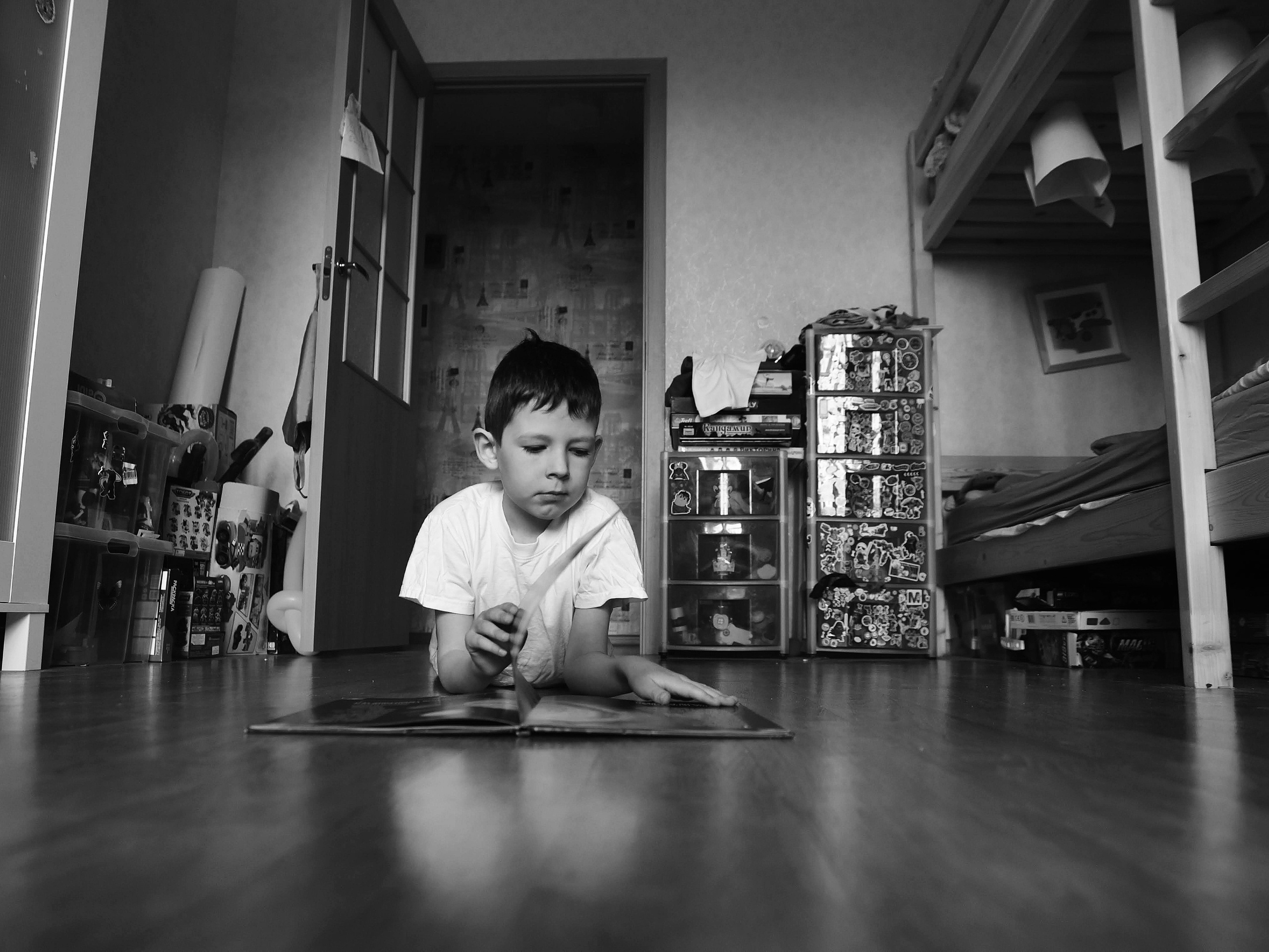 Чёрно-белое детство. Весна 2021. То ещё портфолио