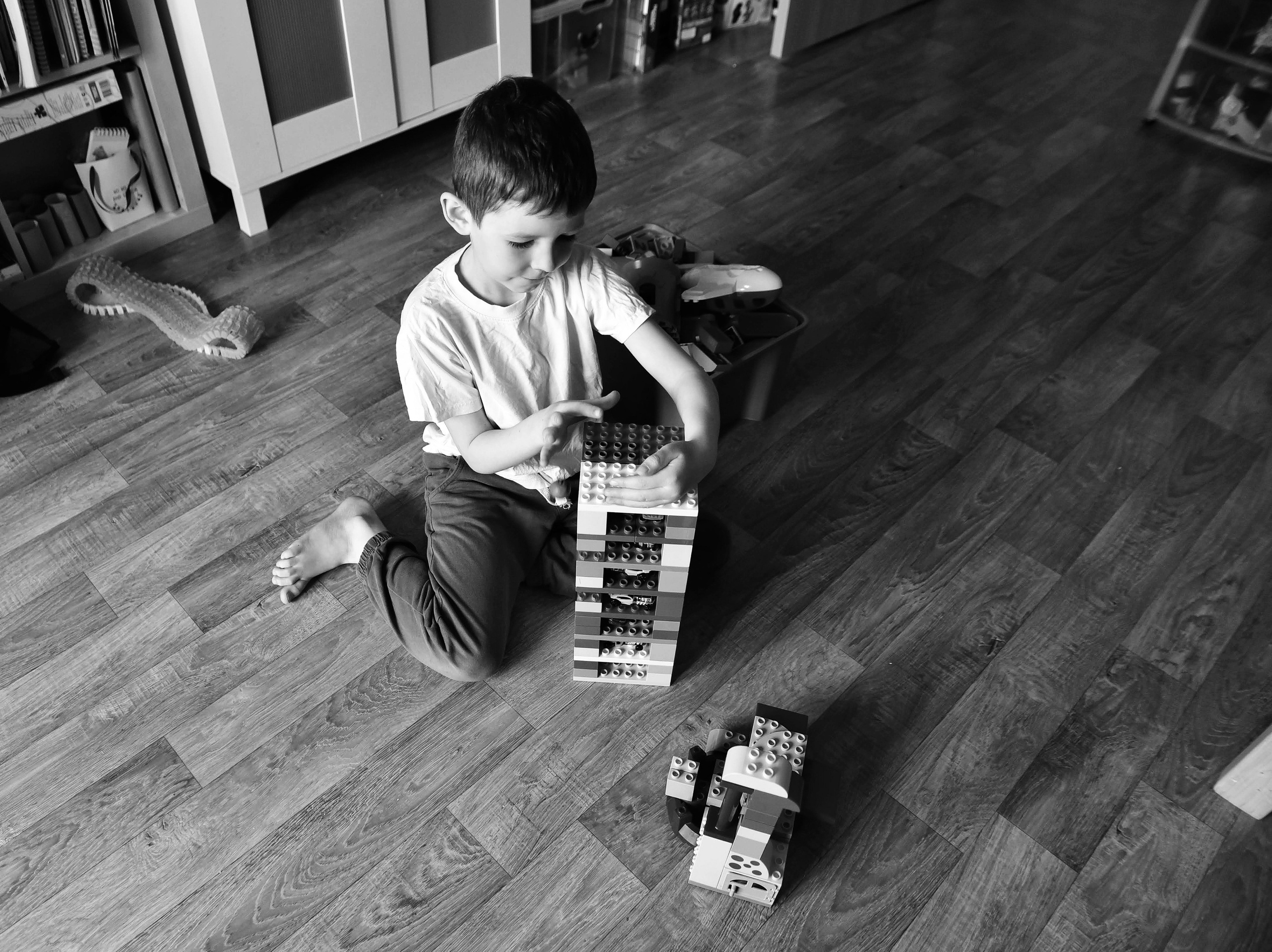 Чёрно-белое детство. Весна 2021. То ещё портфолио