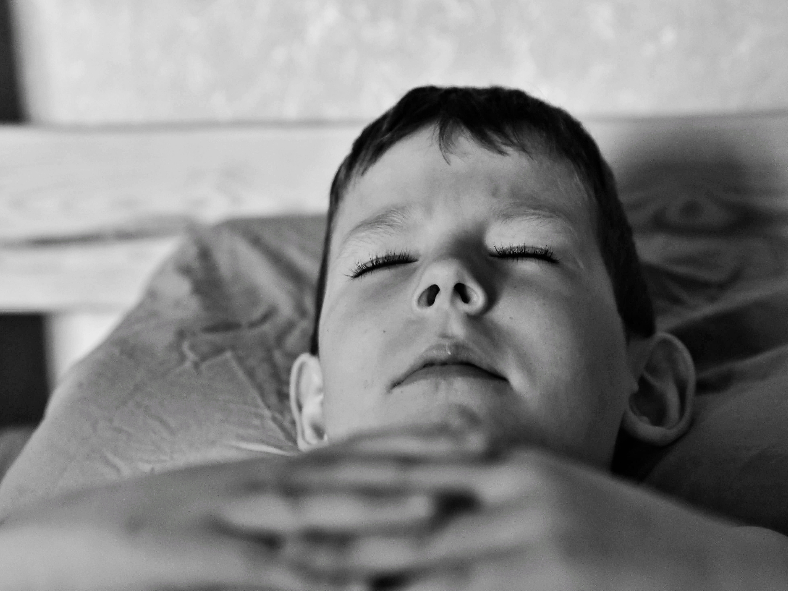 Чёрно-белое детство. Весна 2021. То ещё портфолио