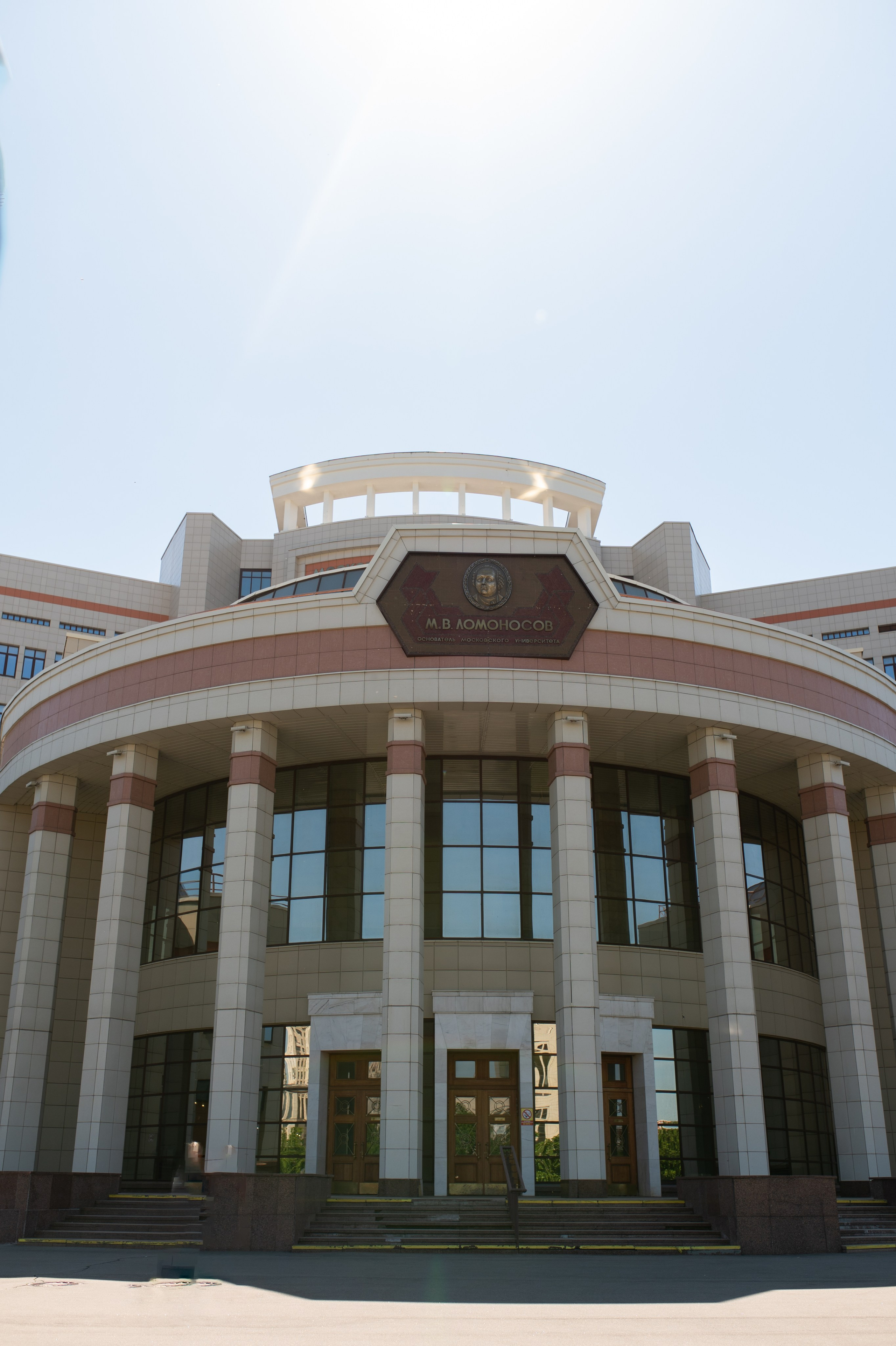 Конференция МГУ. Новые идеи в геологии нефти и газа. Алена Братчук репортажный фотограф