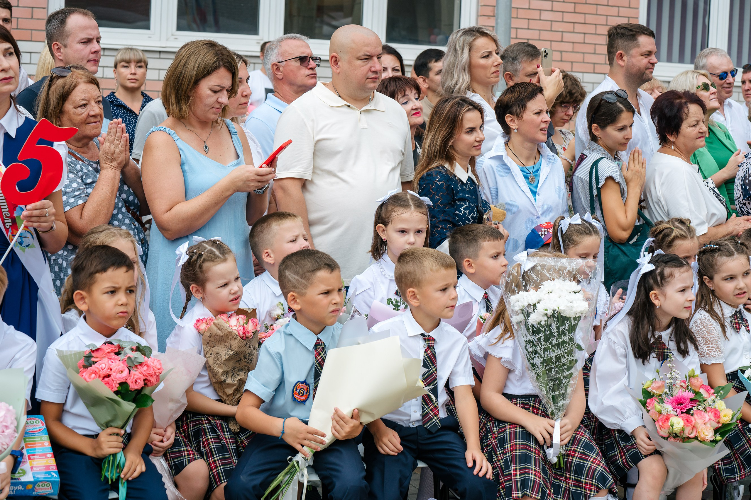 1 сентября. Выпускные альбомы, школьные фотосессии в городе Новороссийске