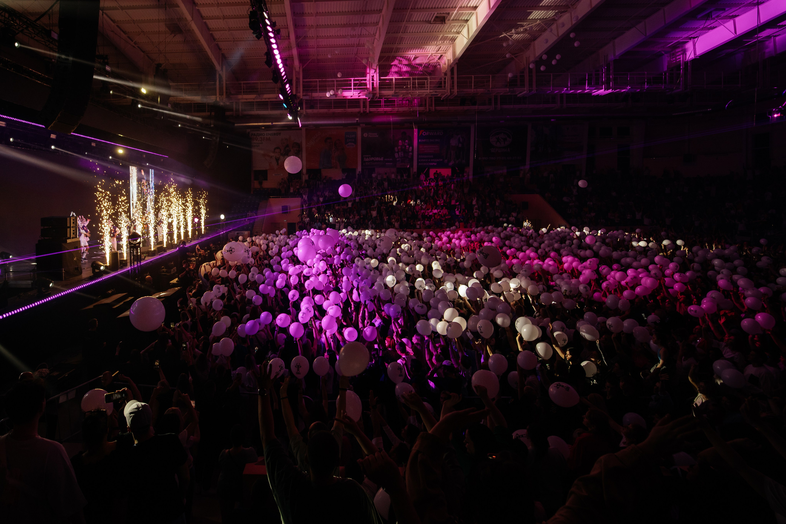 Руки Вверх Смоленск 28.05.2025. Свадебный и семейный фотограф в Москве и Московской области Оксана Шлыкова