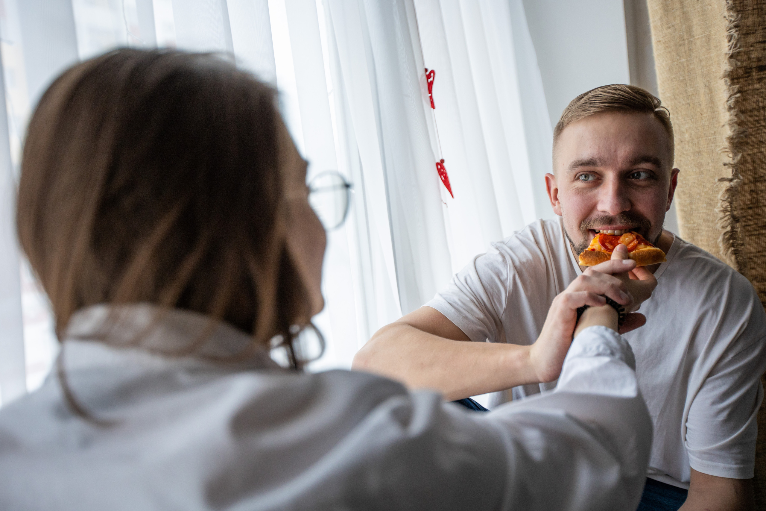 Love story. Фотограф Петров Александр Свадьбы, Съемка в студии, Выпускные альбомы г. Балашов