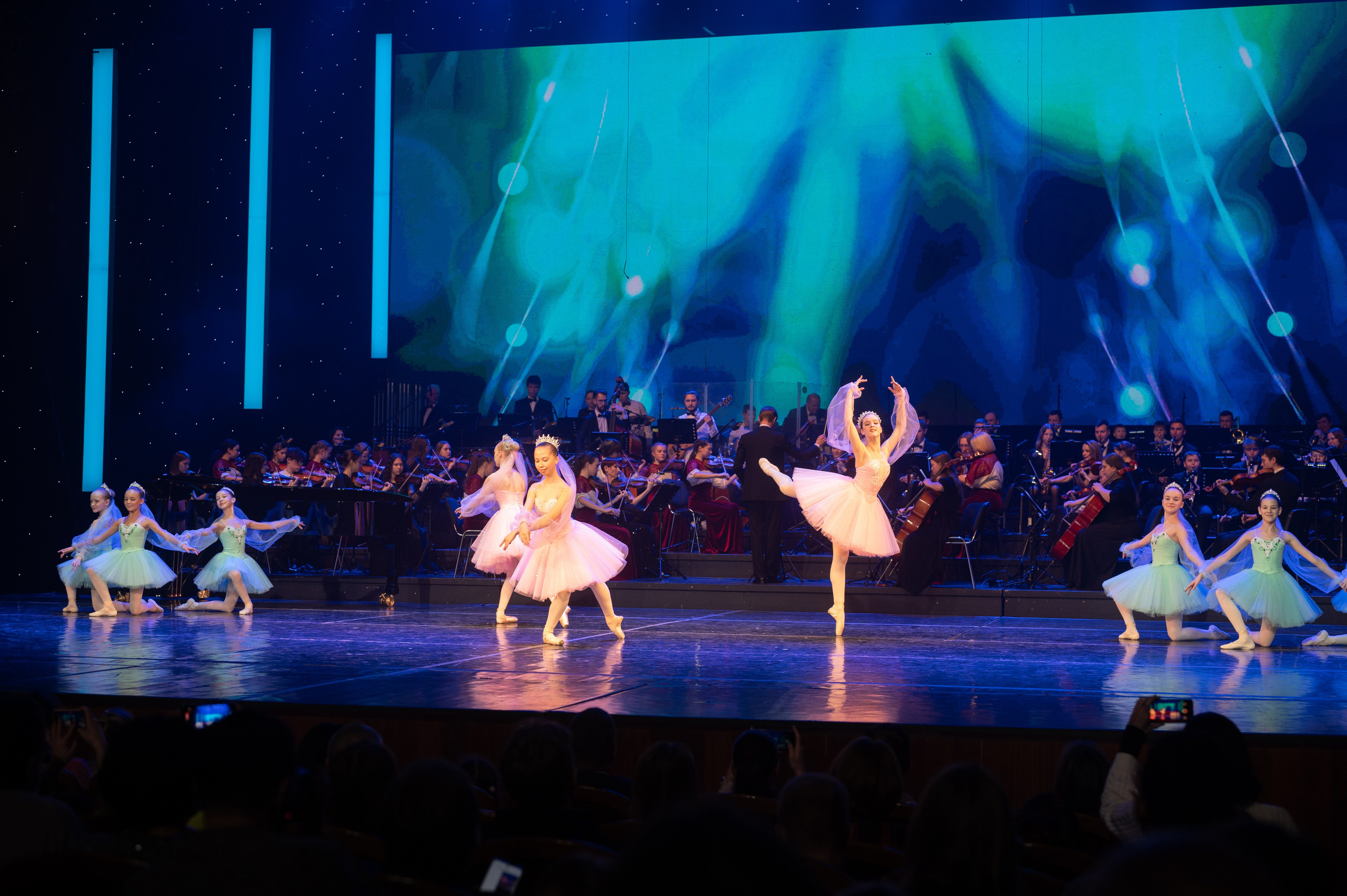 Отчетный концерт ДШИ «Гармония» «Зимняя гармония». Фотограф новорожденных, семейный детский в Тюмени Татьяна Морозова