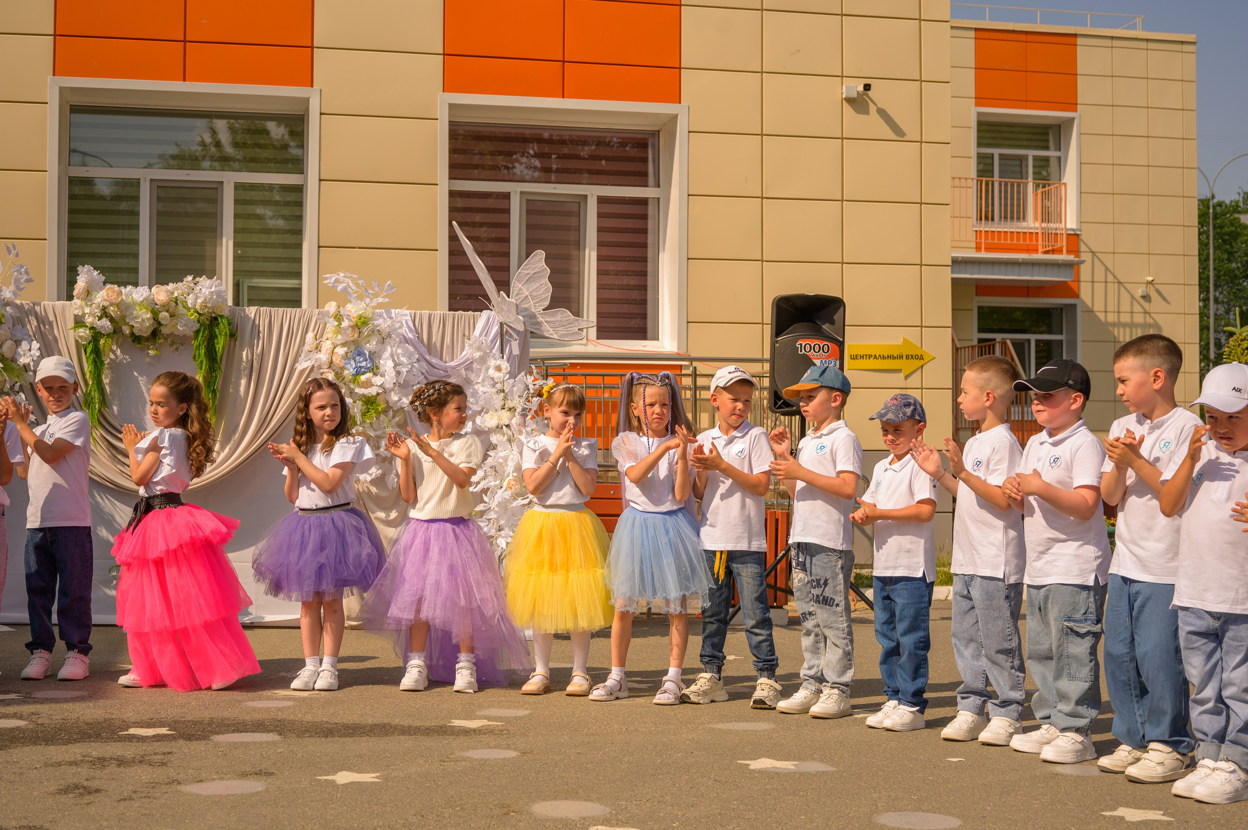 Репортаж выпускного группа «Фантазёры» 3 садик. Фотограф новорожденных, семейный детский в Тюмени Татьяна Морозова