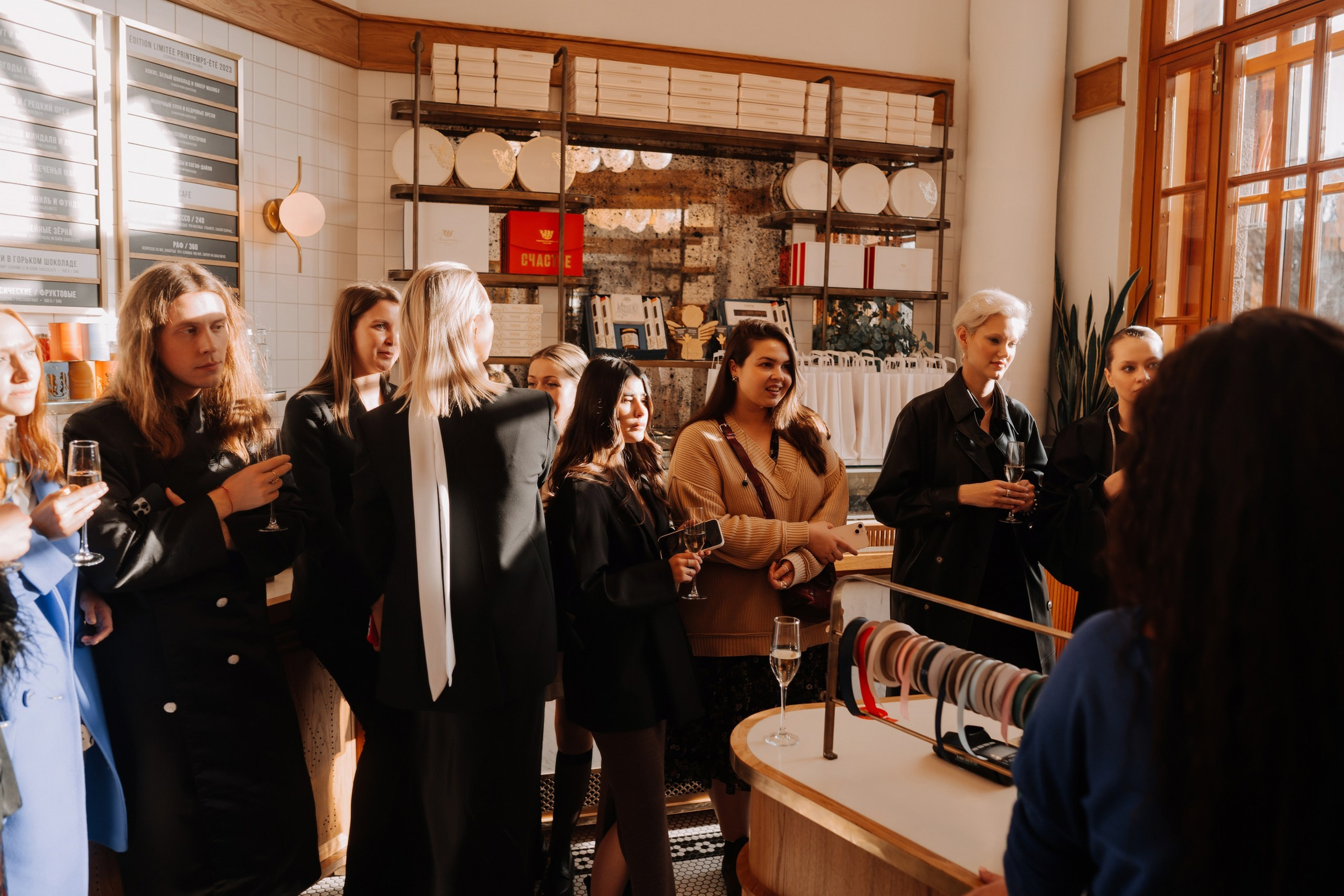 Презентация конфет Счастье. Night2Day Санкт-Петербург