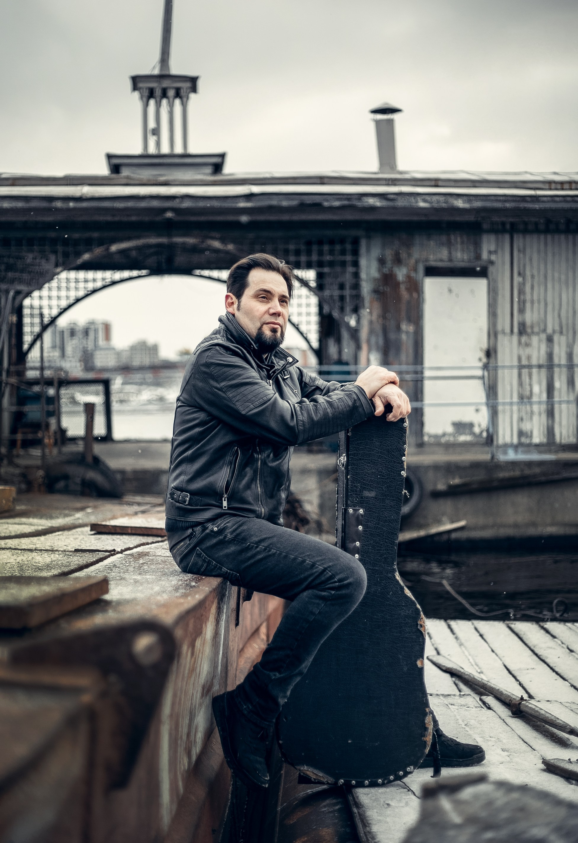 Работы в цвете. Мужской фотограф в Перми Елена Лежнёва