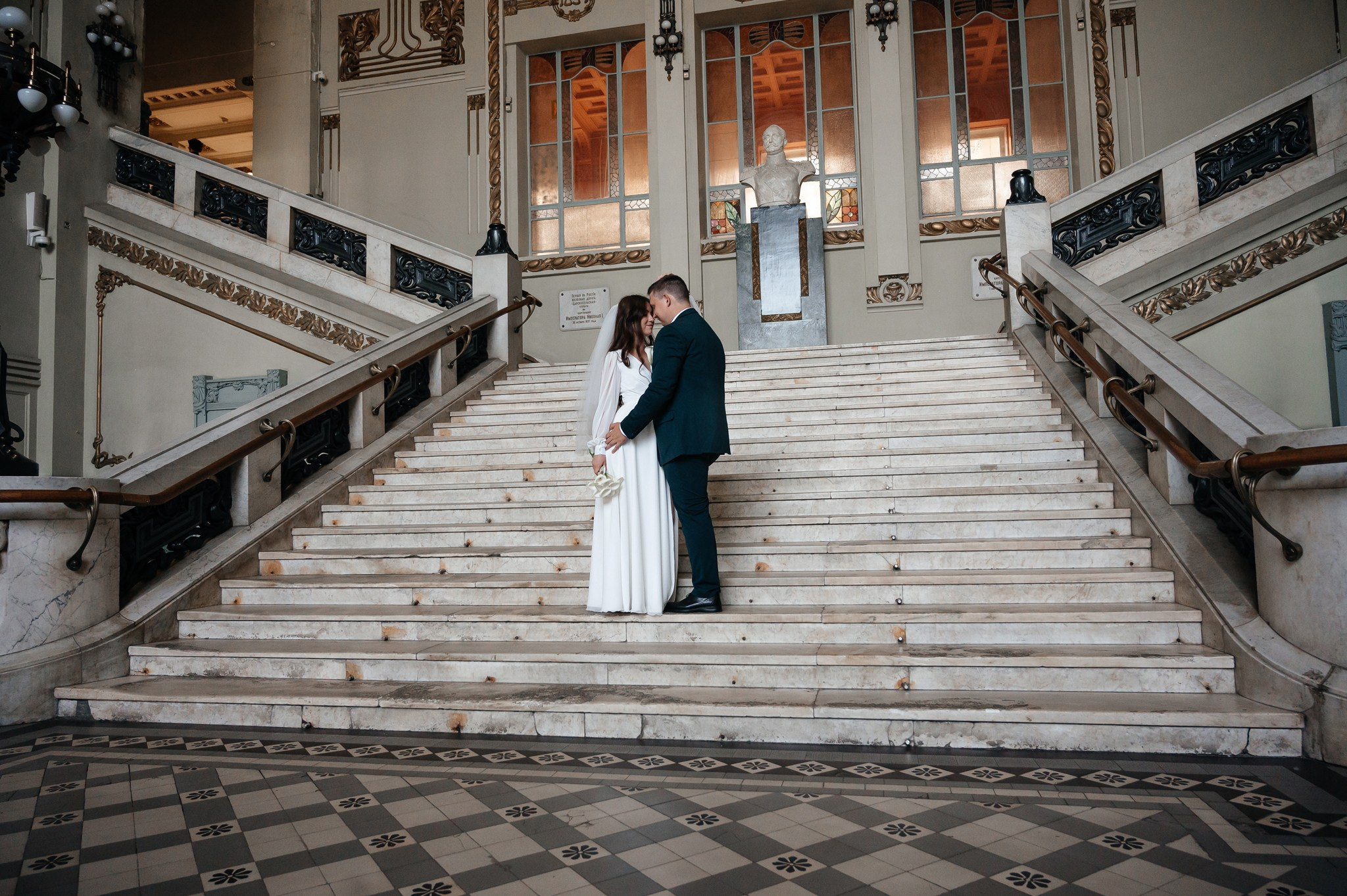 Приезжие молодожены. Свадебный и семейный фотограф из Санкт-Петербурга Климов Анатолий