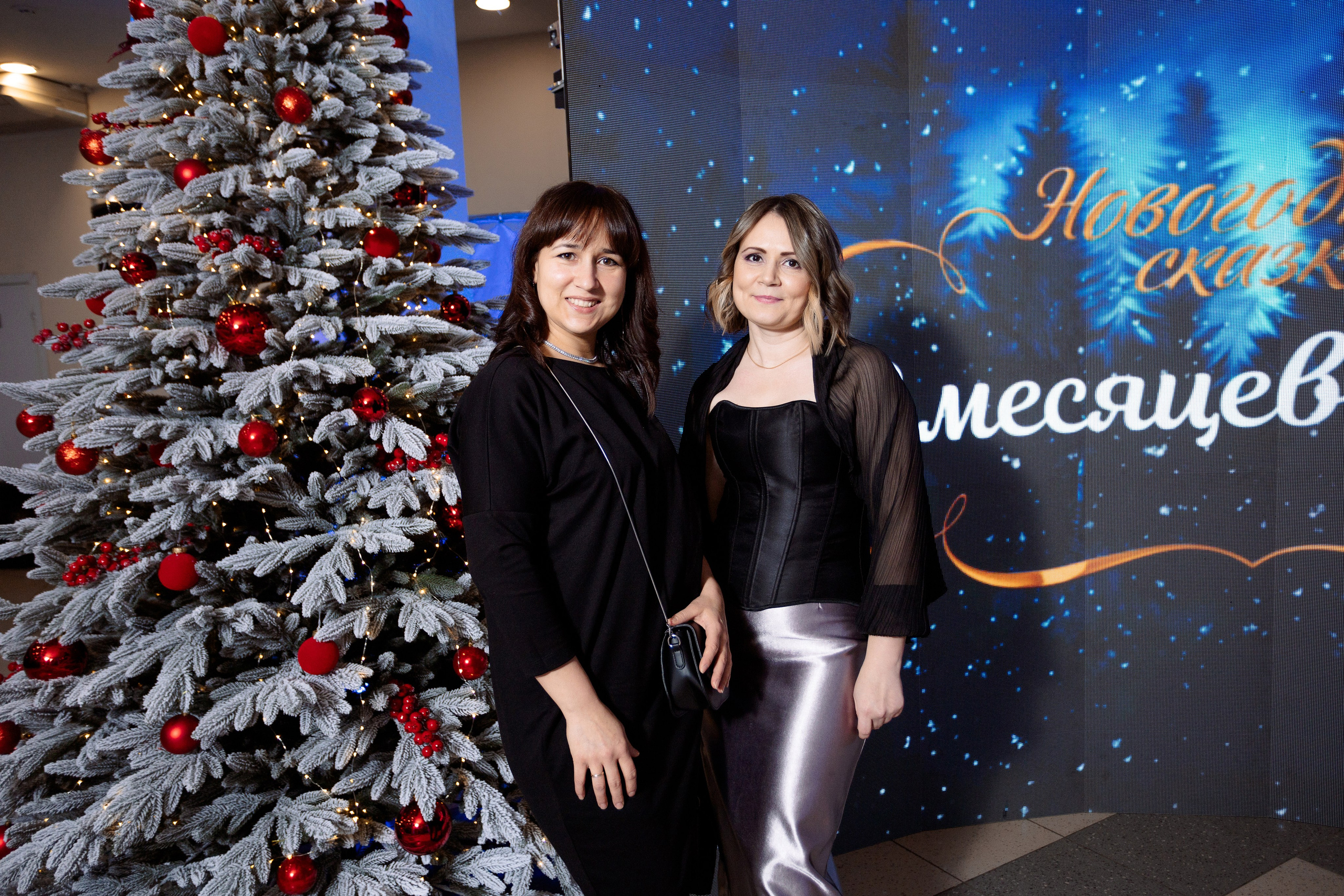 РЕПОРТАЖ: НОВЫЙ ГОД В ДК МЕТАЛЛУРГ. Профессиональный фотограф в Ижевске Леша Петров