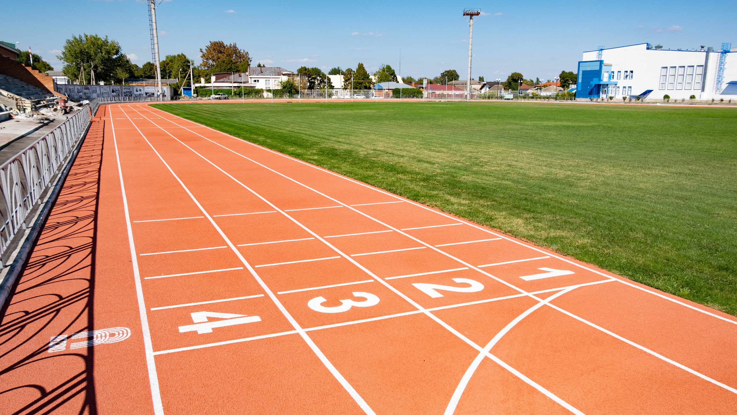 СТАДИОН СТ. БРЮХОВЕТСКАЯ. Recro