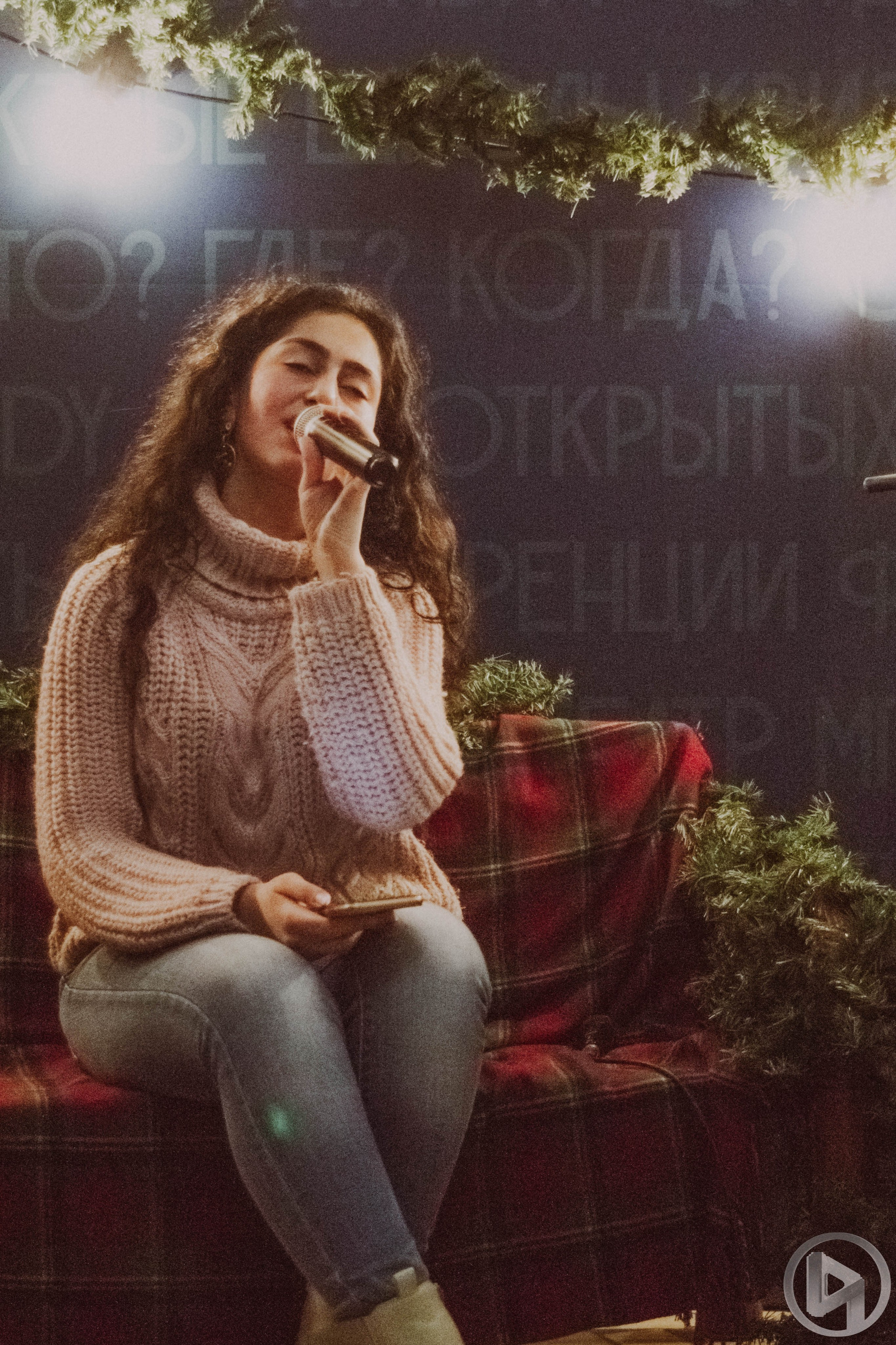 Квартирник MSLU STUDLIFE. Фотограф Анастасия Лощакова в Москве