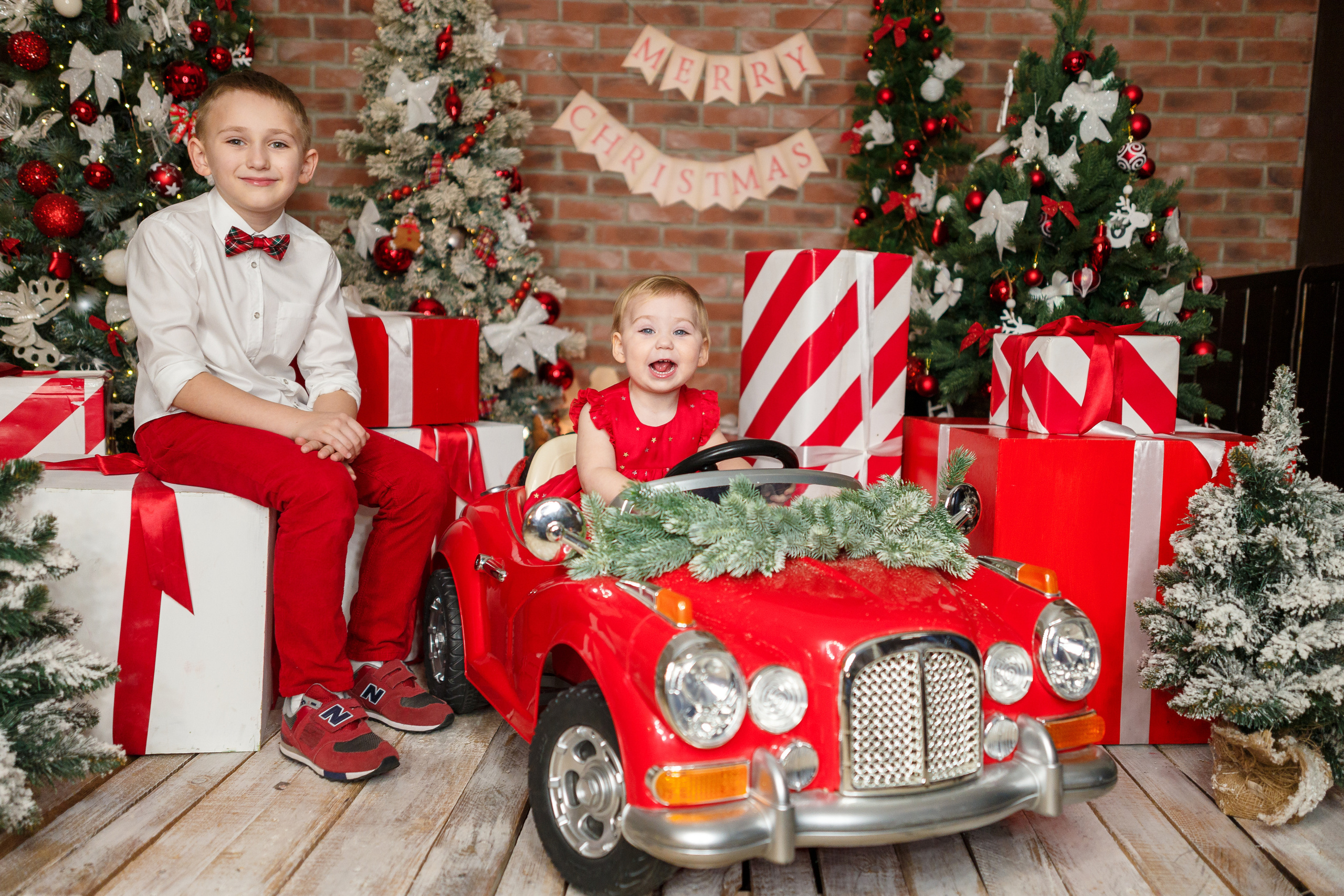 Артем, Алиса, Евгений и Дина. Свадебный фотограф в Краснодаре Андрей Тюменев