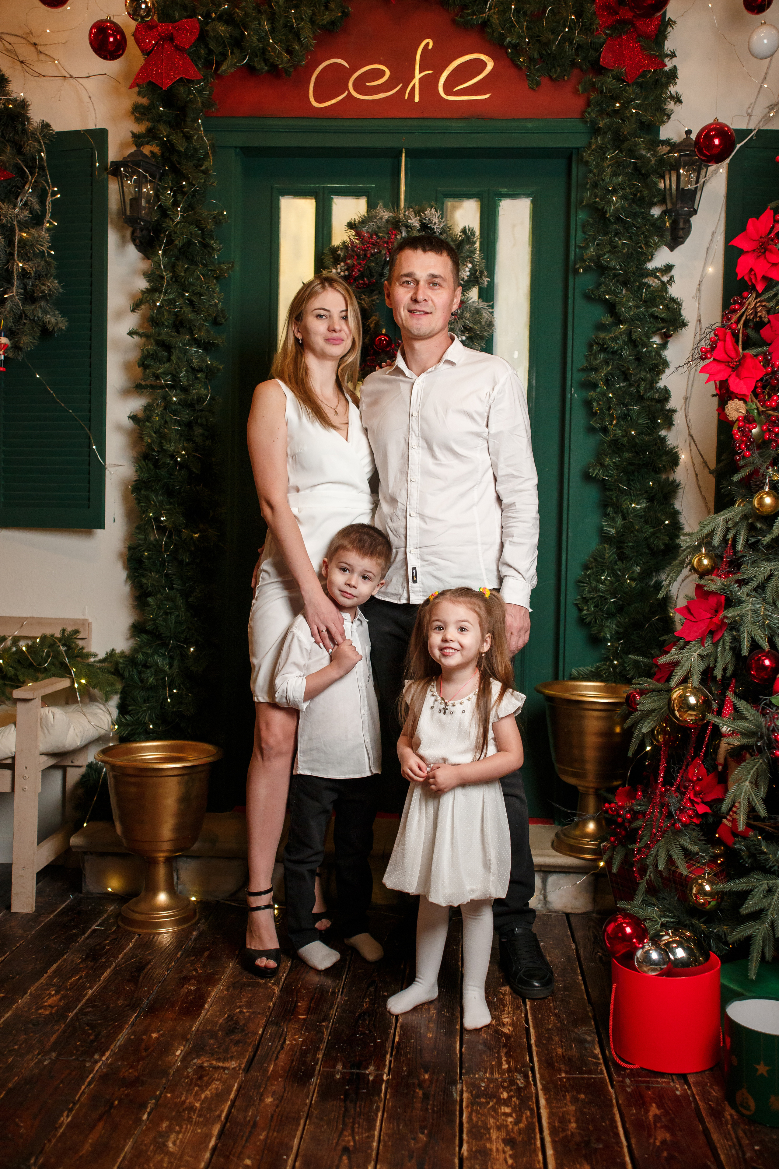 Тимур, Мая, Артем и Виорика. Свадебный фотограф в Краснодаре Андрей Тюменев