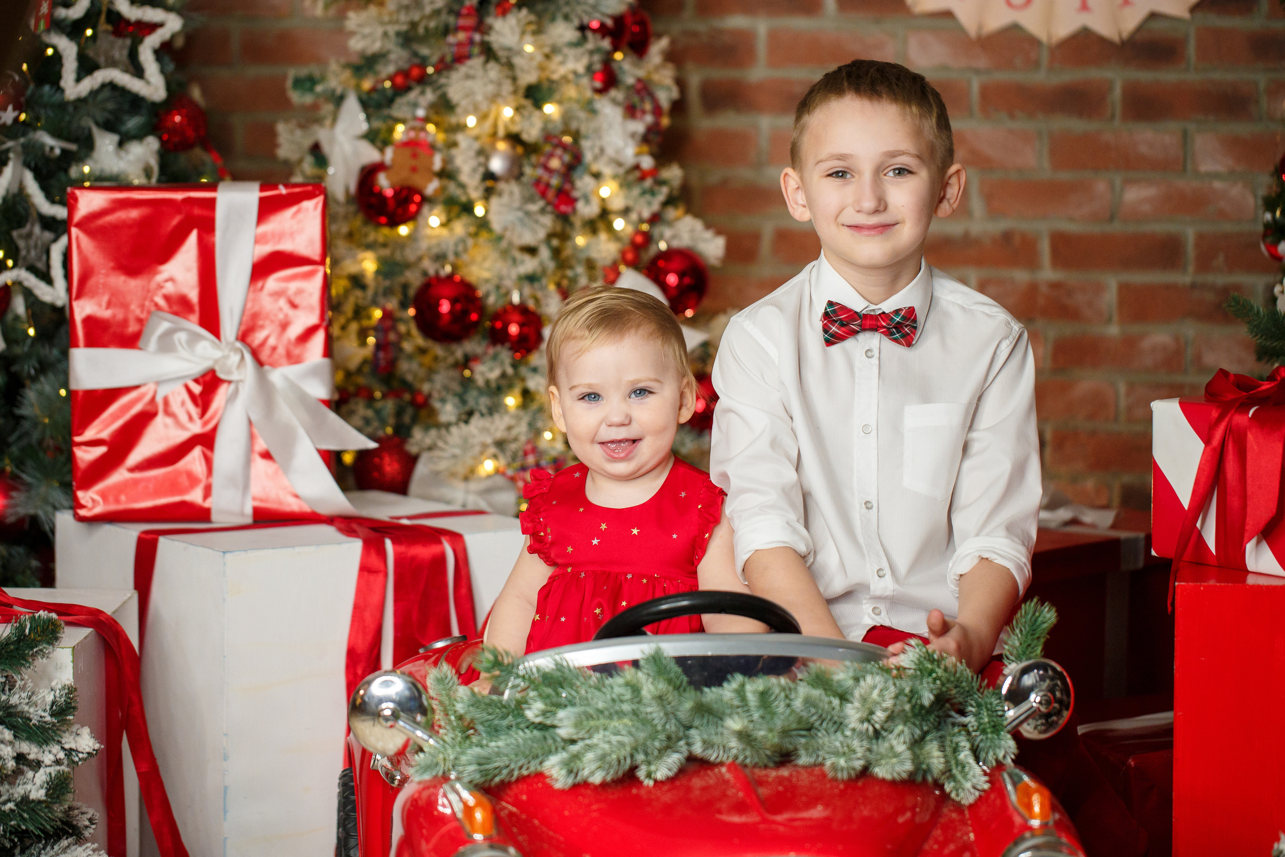 Артем, Алиса, Евгений и Дина. Свадебный фотограф в Краснодаре Андрей Тюменев
