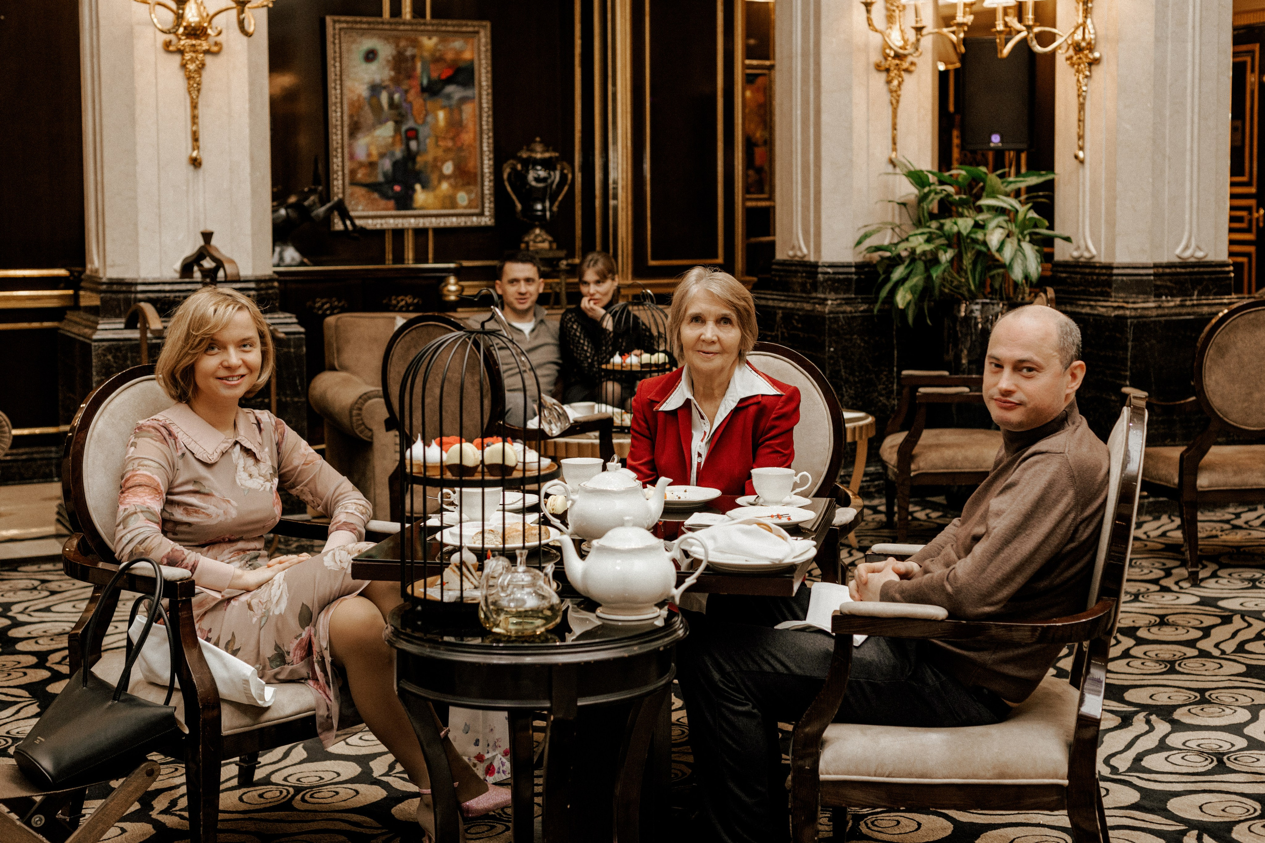 Чайная церемония «8 Марта». Свадебный/Портретный фотограф снимаю в Москве