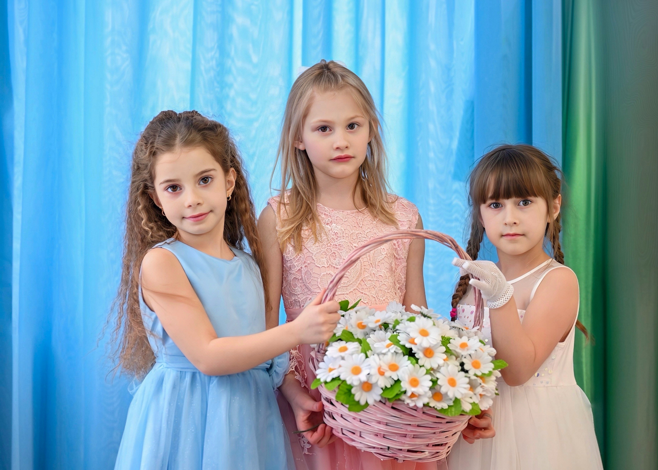 Праздник в группе Цветик семицветик. Семейный и детский фотограф Москва